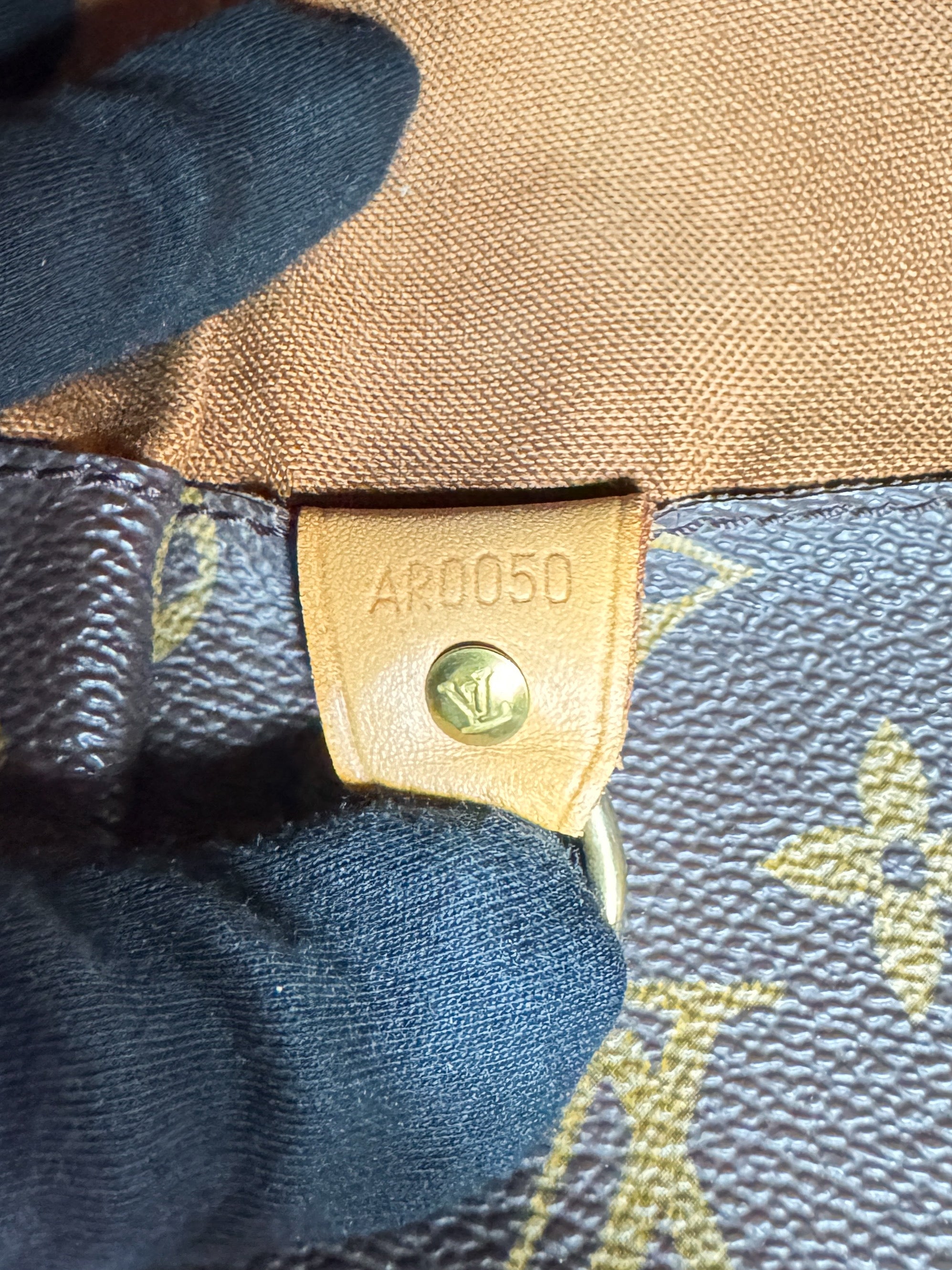 Louis Vuitton monogram Cabas Alto tote AR0050