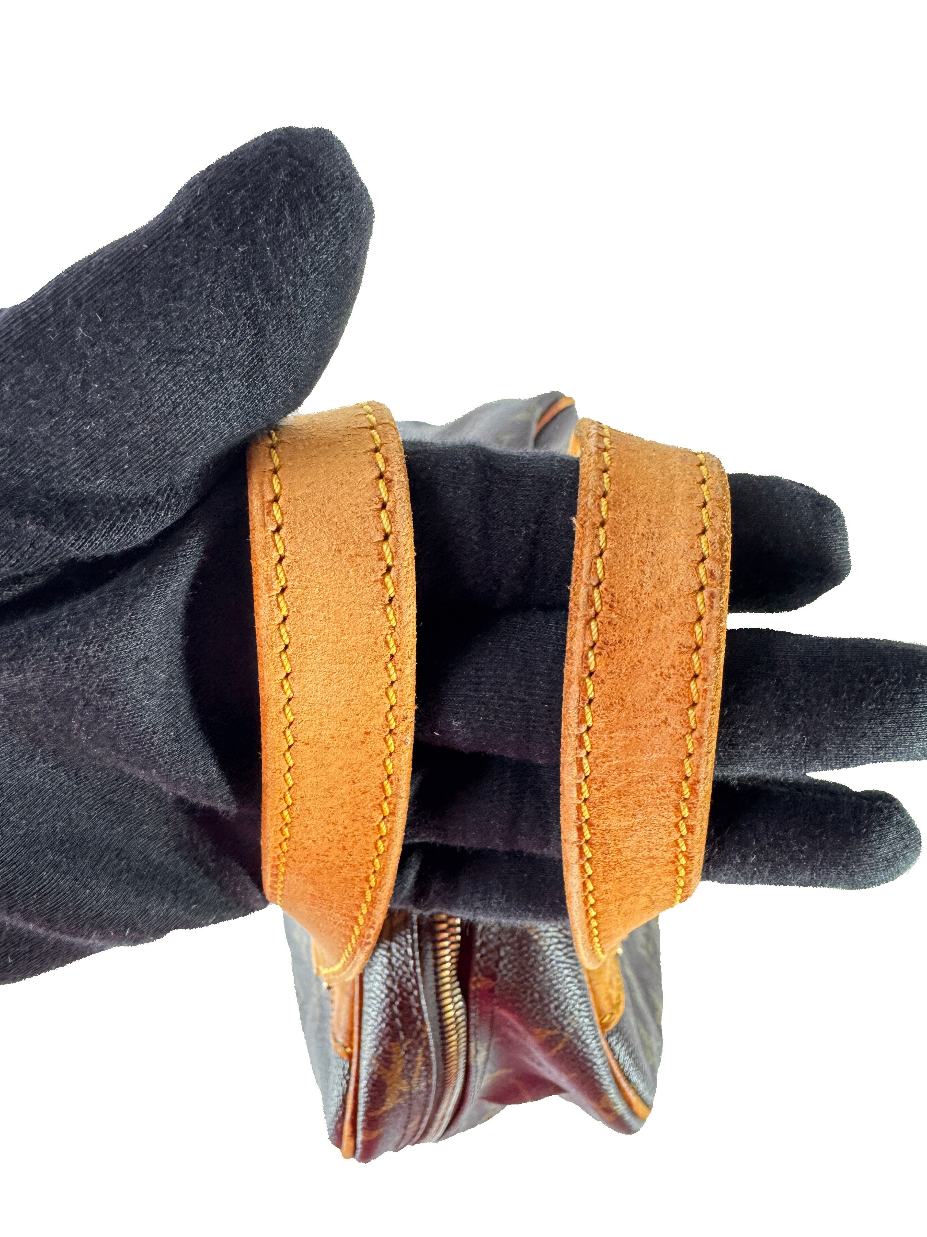 Louis Vuitton monogram excursion bag VI0926