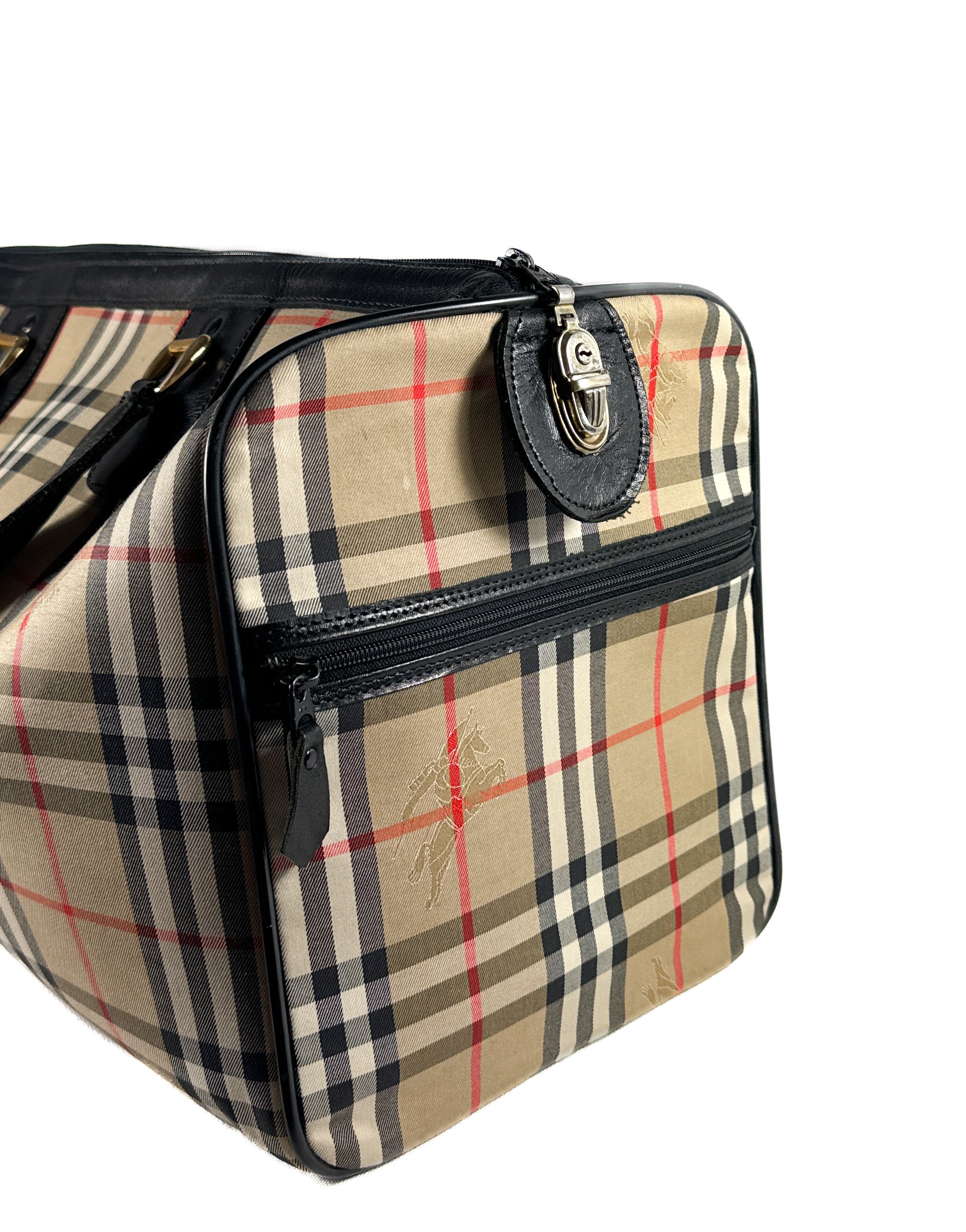 Burberrys vintage nova check travel bag **as is**