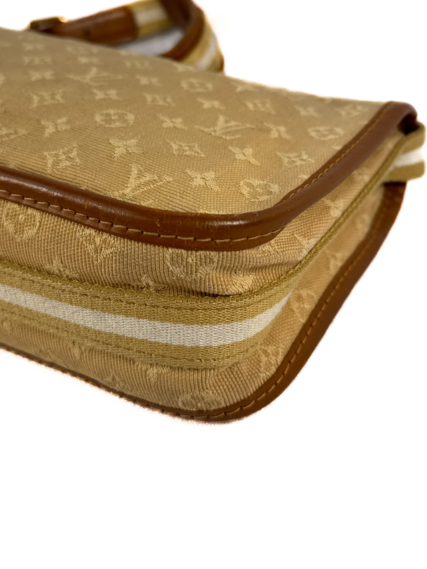 Louis Vuitton beige monogram mini pochette Kathleen TH0074