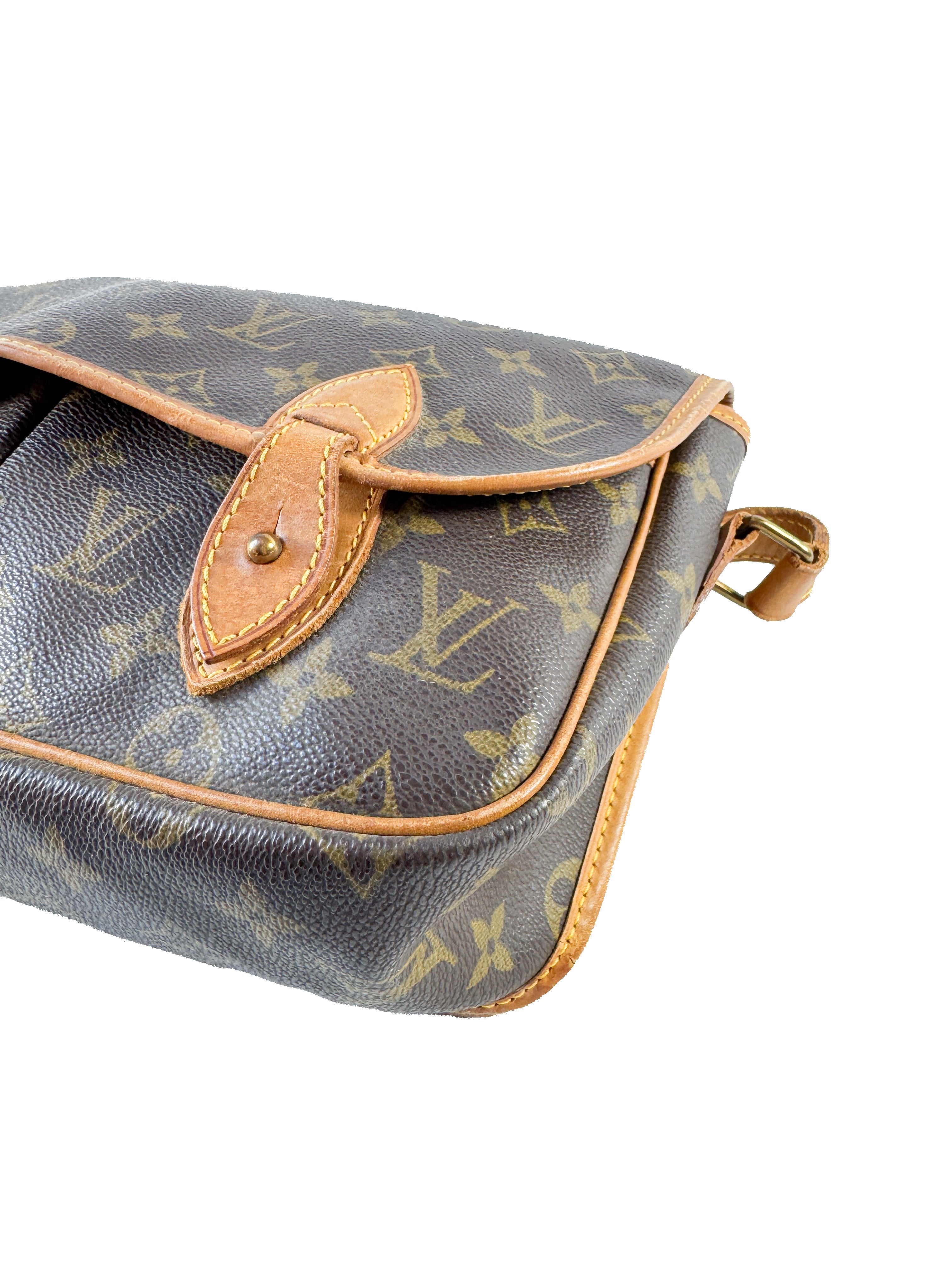 Louis Vuitton monogram Gibeciere MM crossbody AR0991