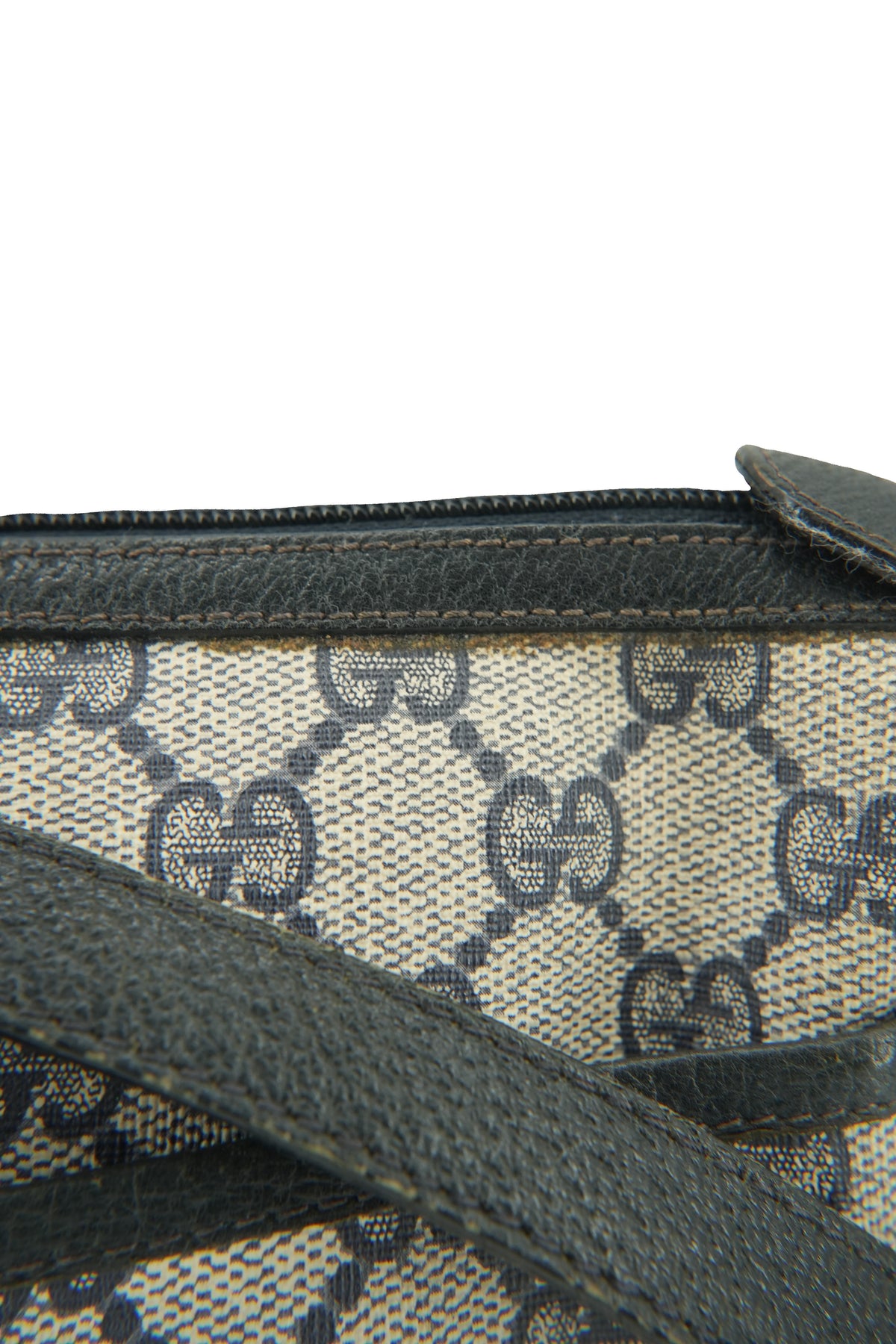 Gucci navy vintage sherry line crossbody 89-02-032