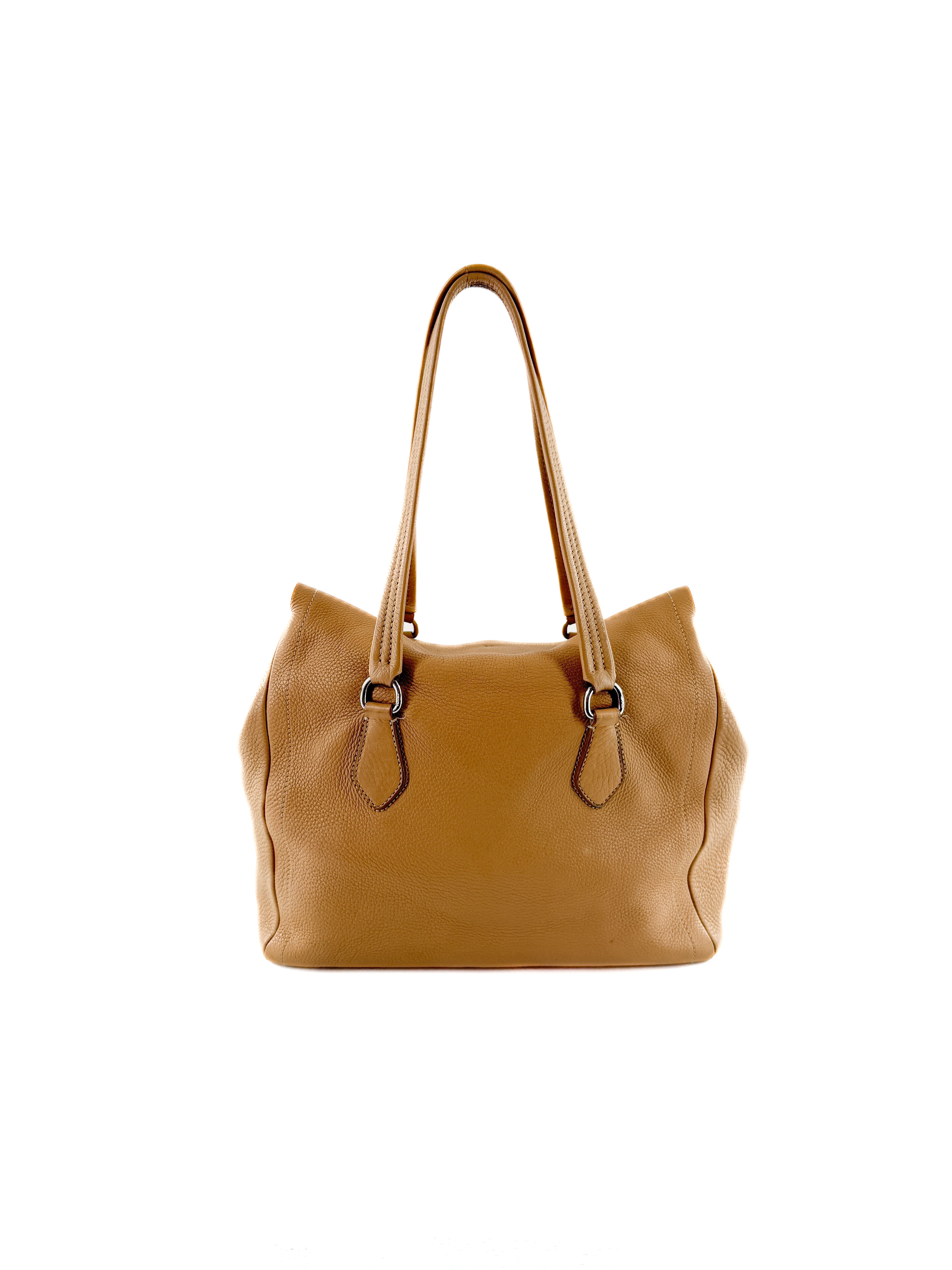 Prada beige Vitello Daino leather shoulder bag 140 - My Girlfriend's Wardrobe LLC