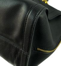 Alexander McQueen black leather Zippe tote