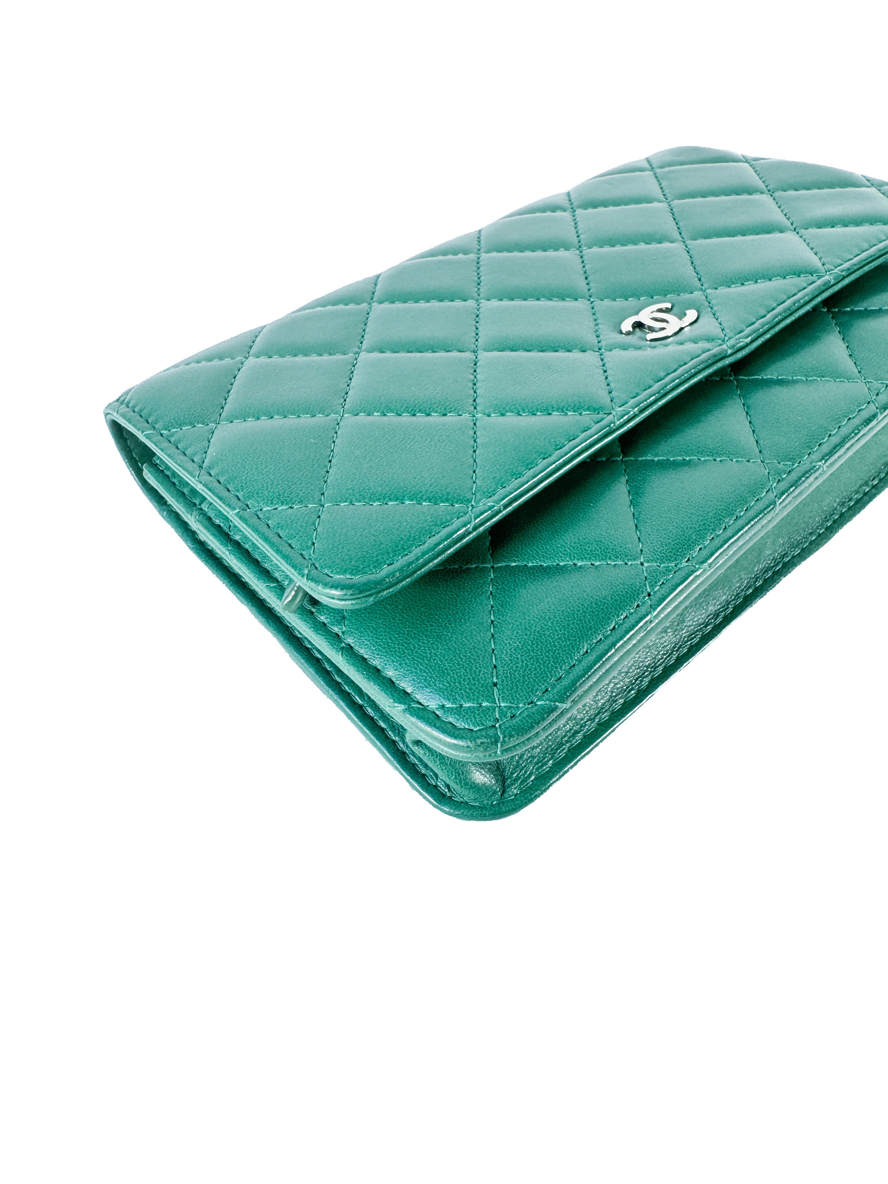 Chanel emerald green leather wallet on chain 25684891