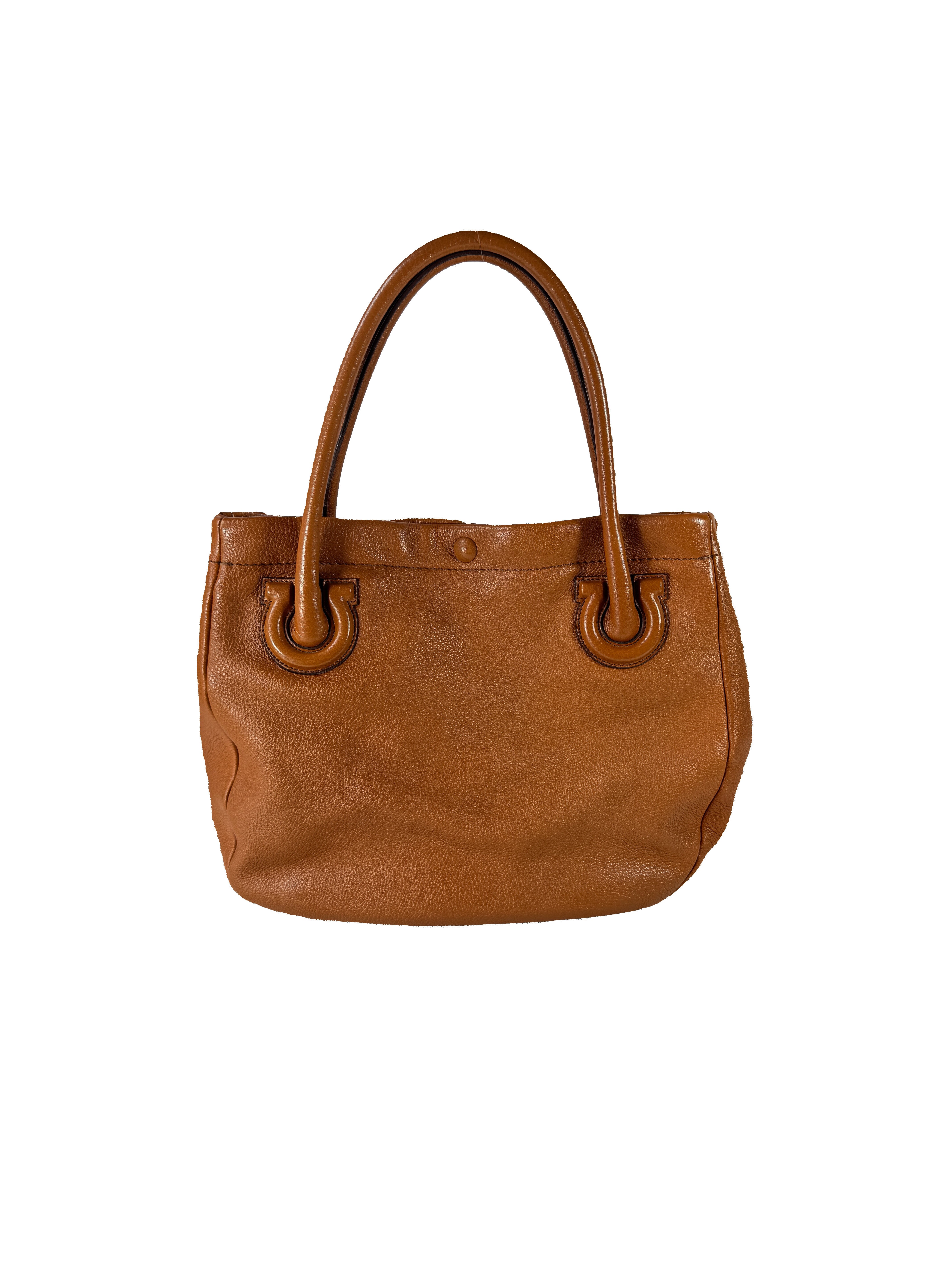 Ferragamo brown leather Gancini tote AU21D447
