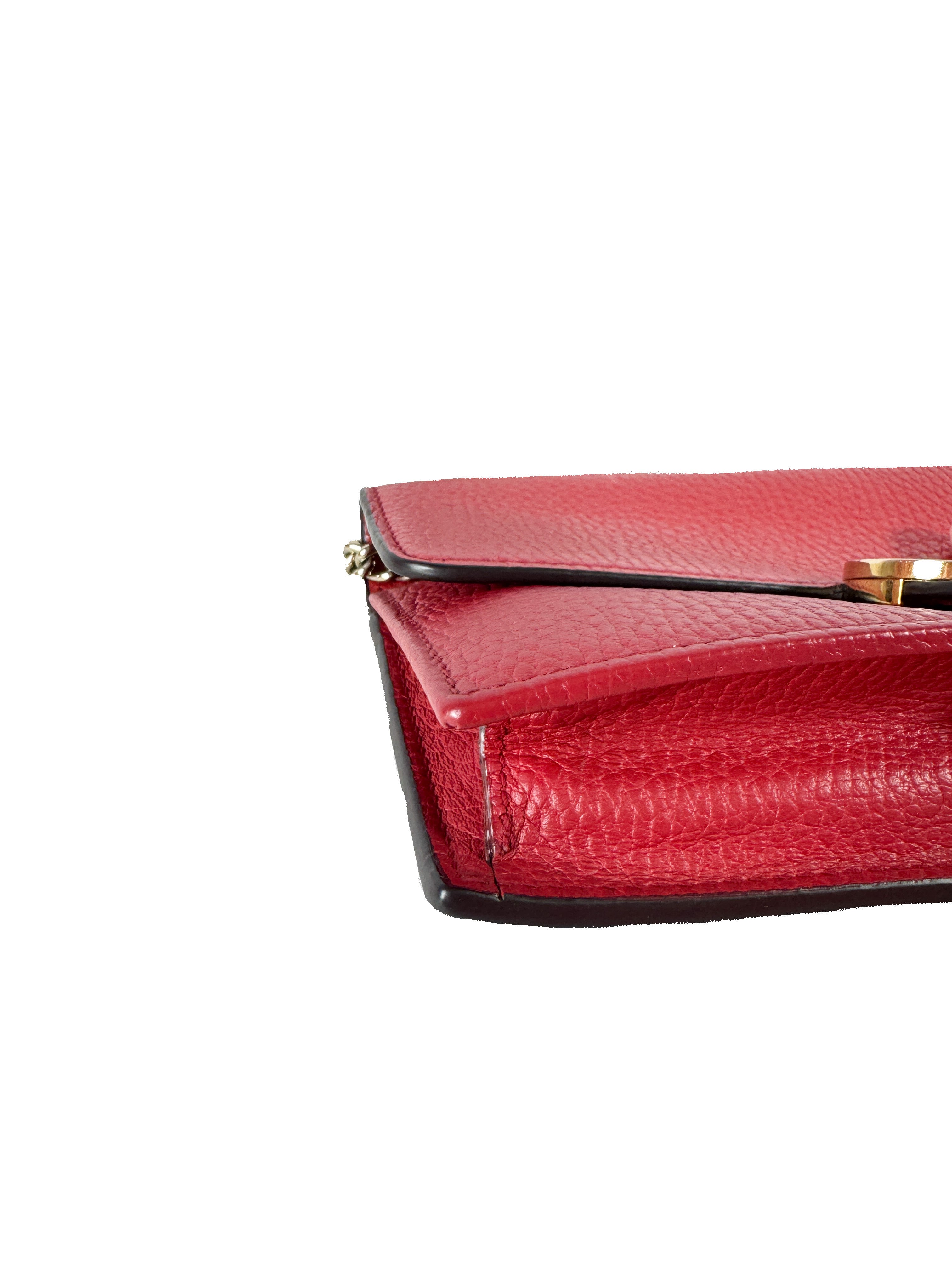 Gucci interlocking G red wallet on chain