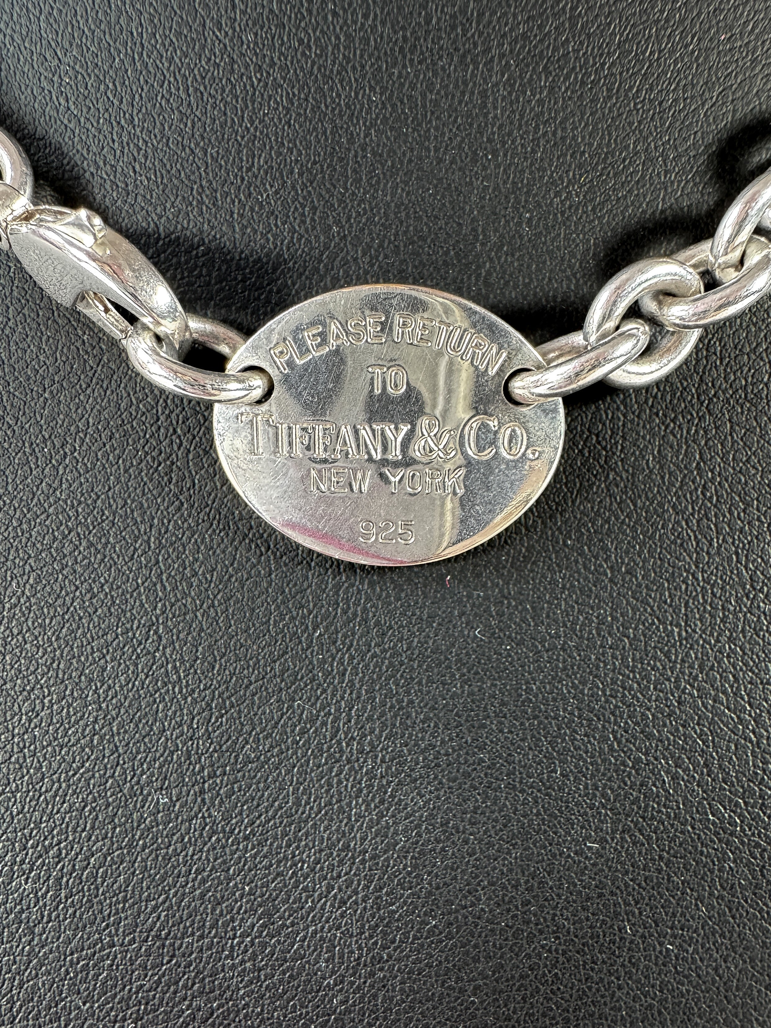 Tiffany & Co sterling silver oval return to Tiffany tag choker necklace