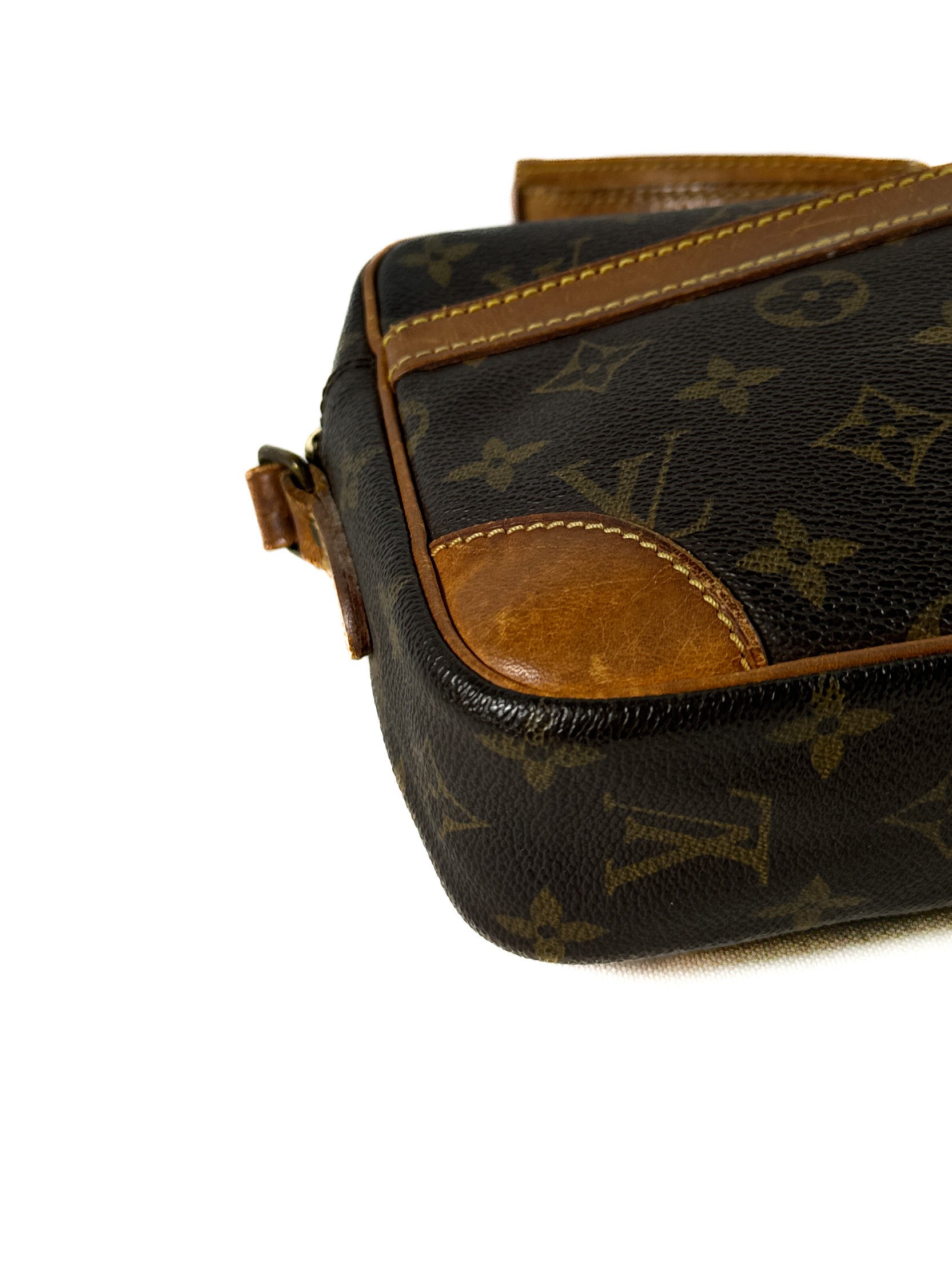 Louis Vuitton monogram vintage Trocadero 23 crossbody 883TH