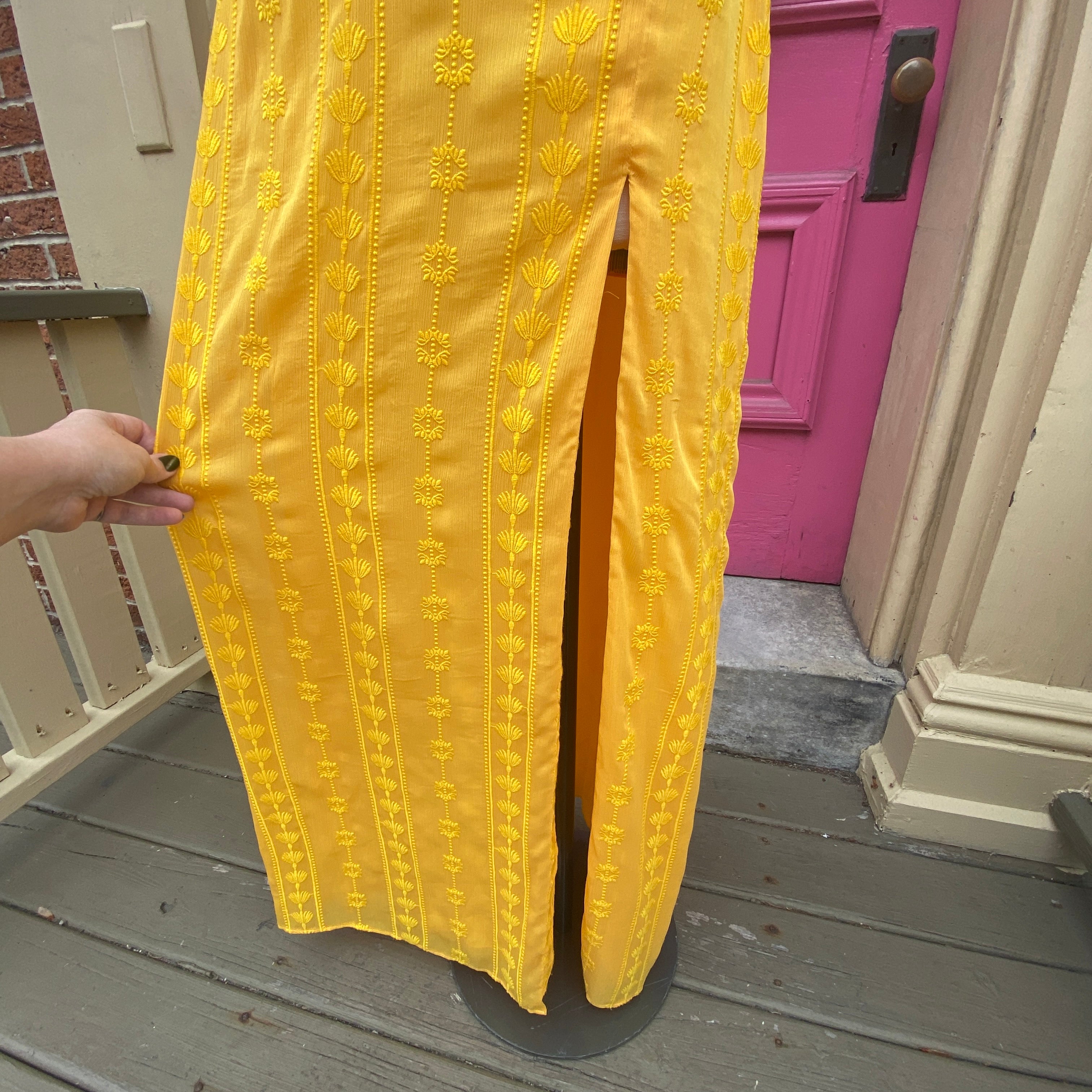 TJD yellow embroidered dress size 8