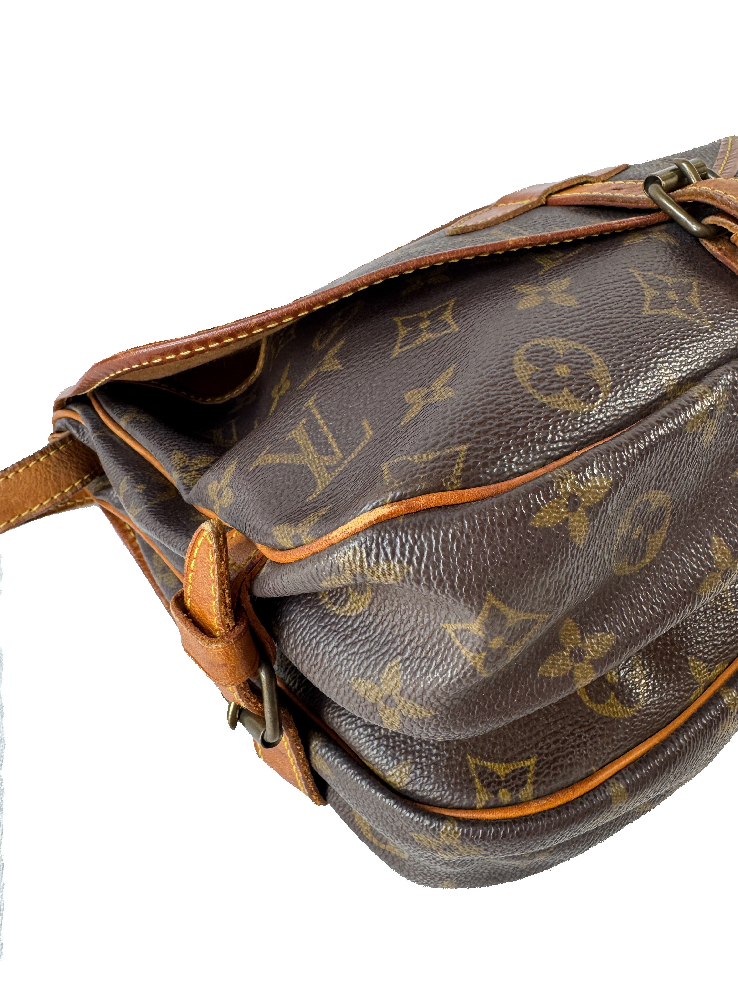 Louis Vuitton monogram Saumur 30 AR0955