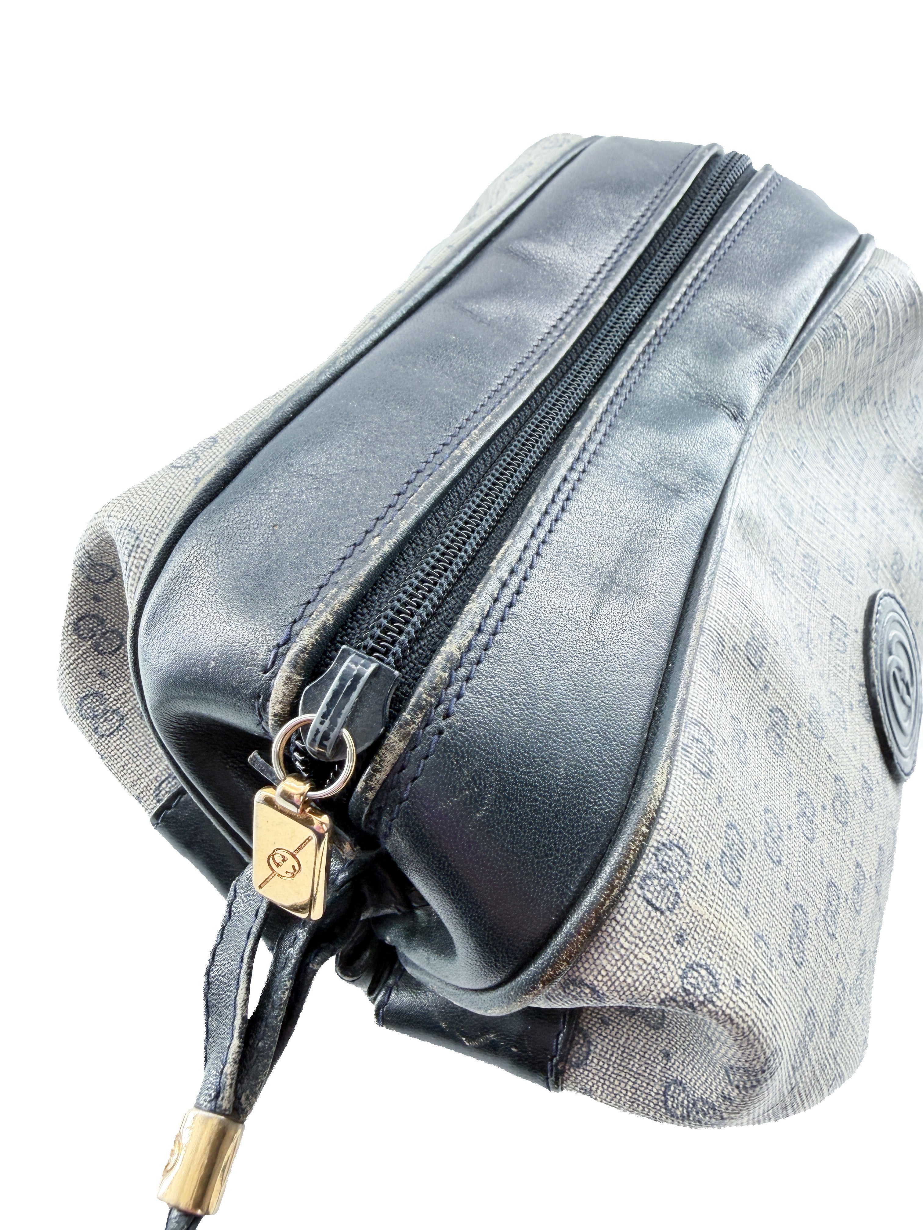 Gucci micro GG navy gray vintage crossbody 007-115-5770