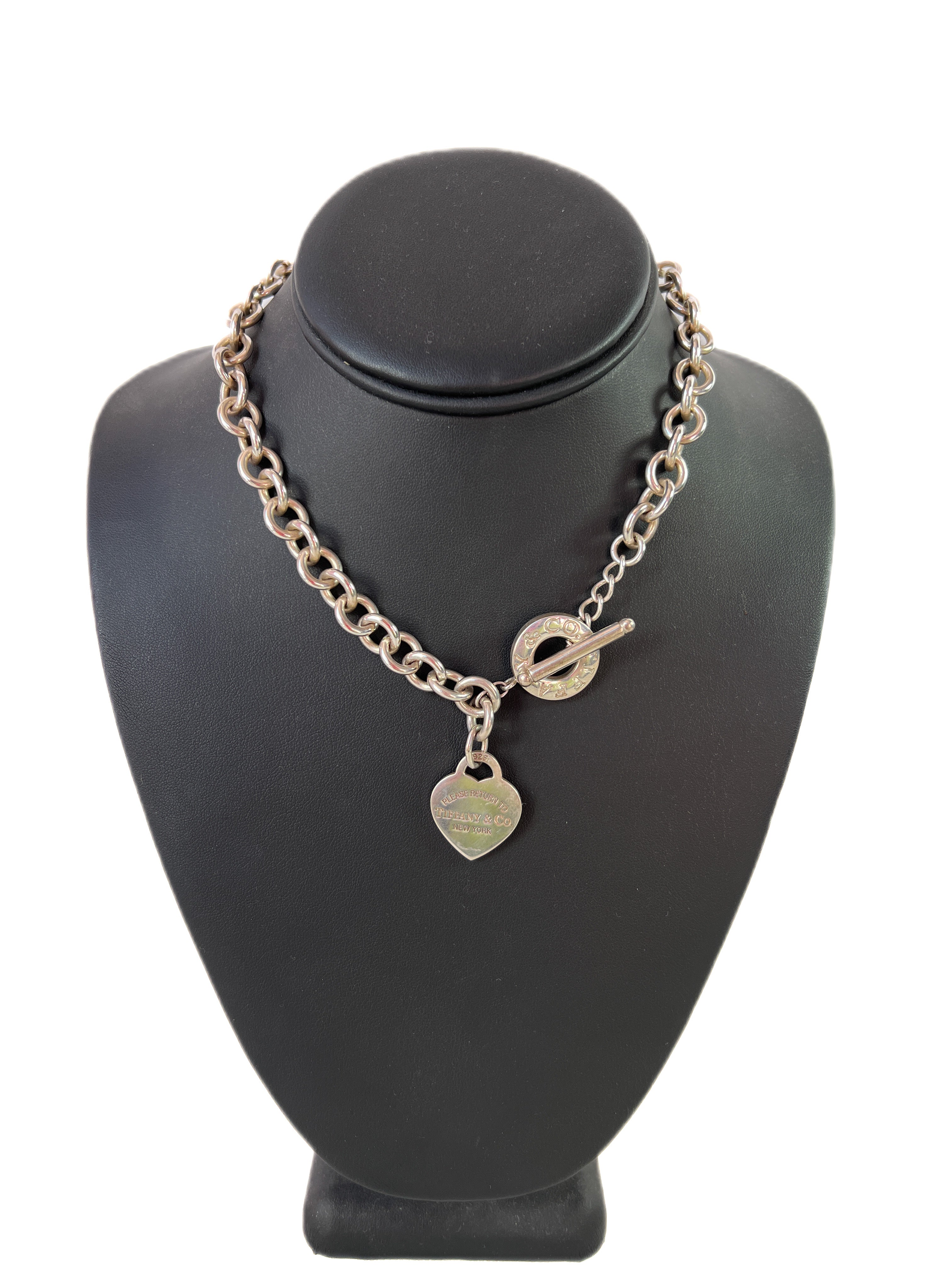 Tiffany & Co return to toggle necklace