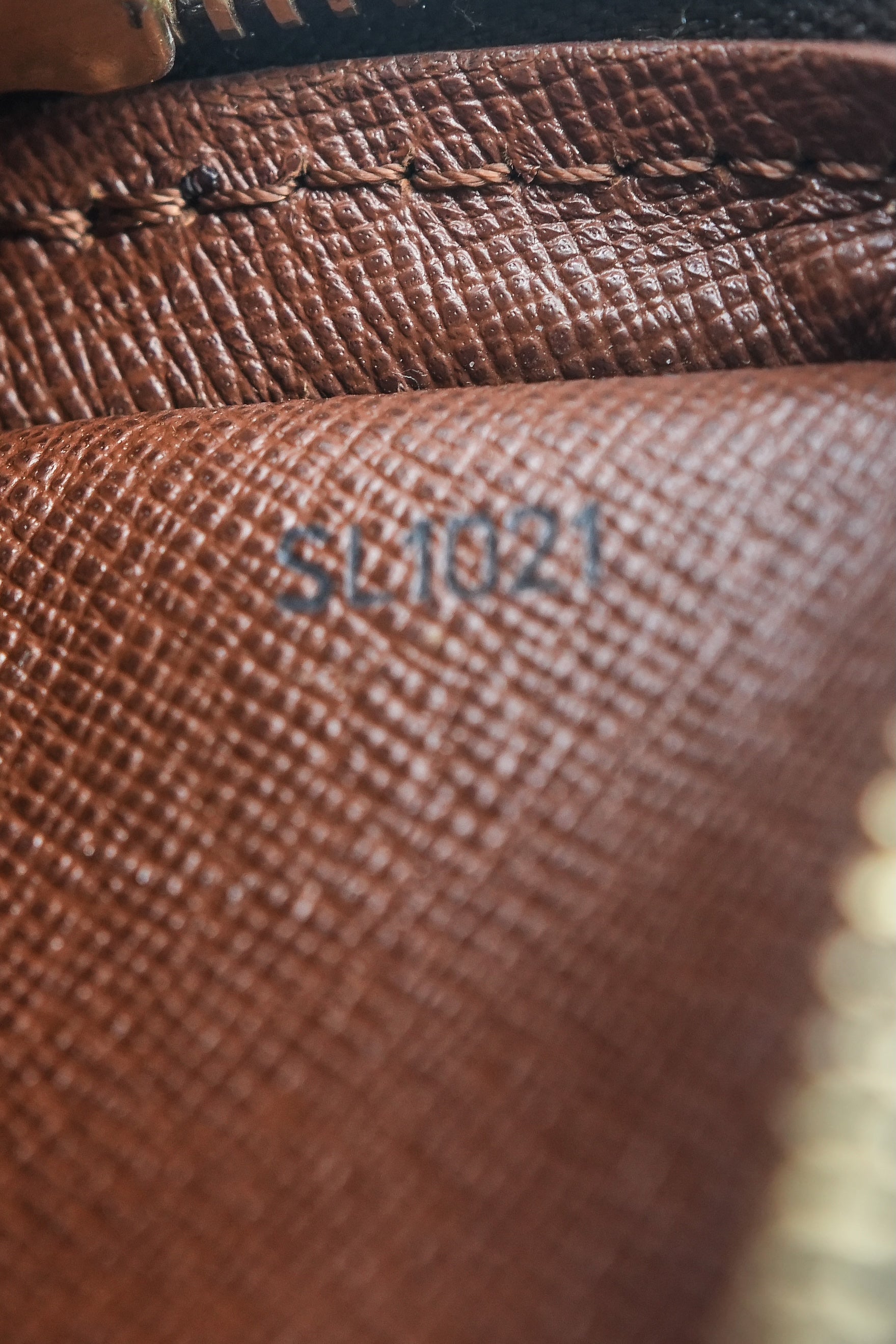 Louis Vuitton monogram Danube SL1021