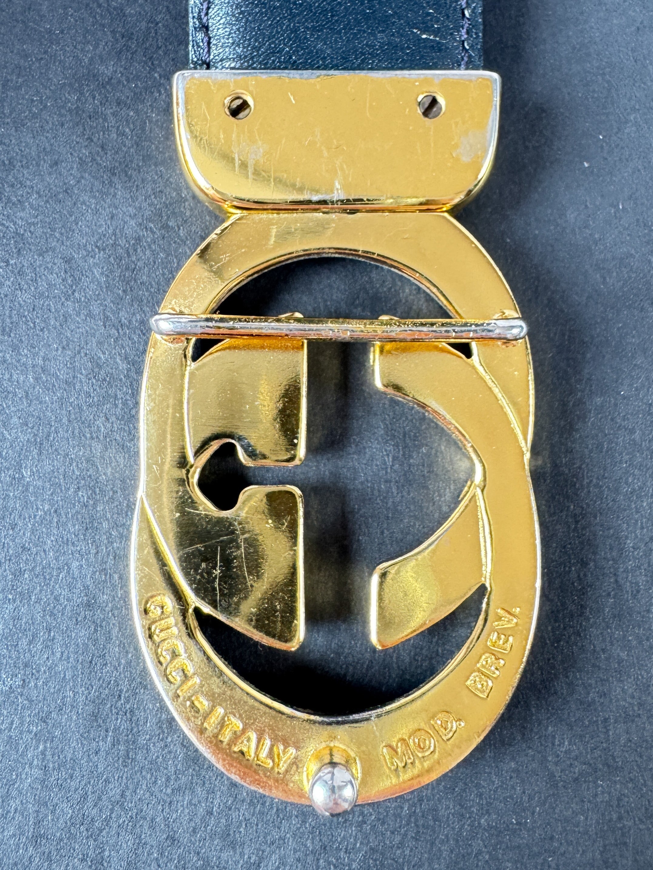 Gucci navy/gray leather reversible belt 95-38 *as is*