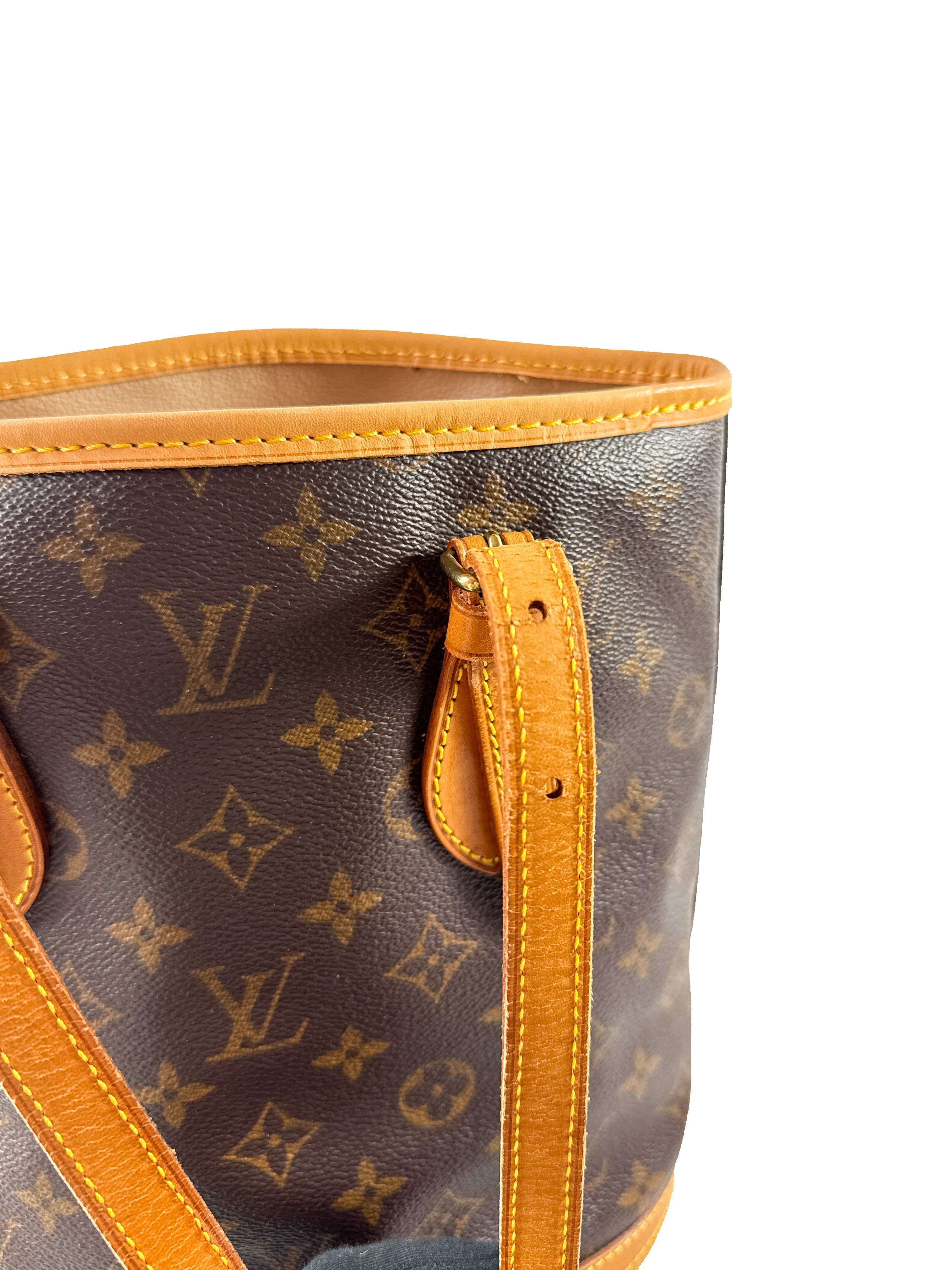 Louis Vuitton monogram bucket PM DK1143