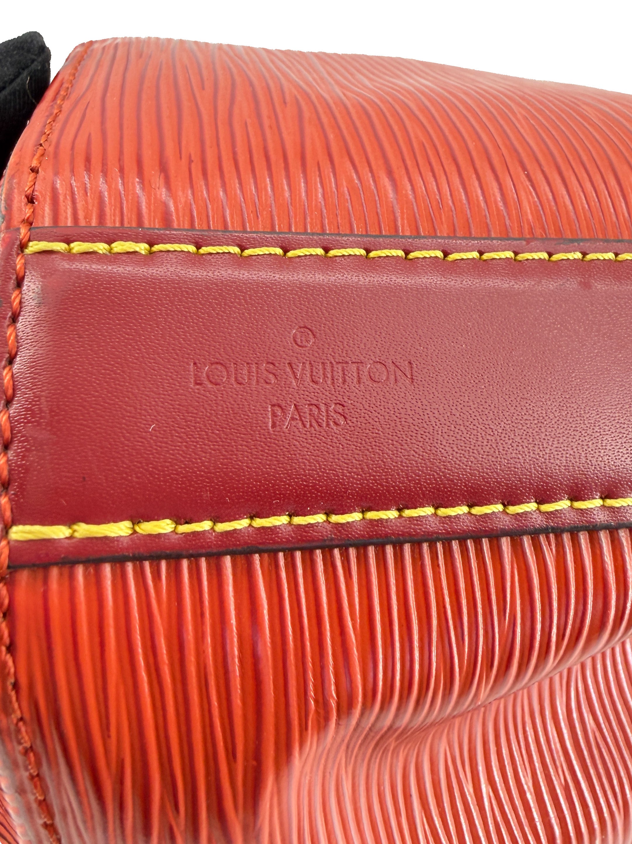 Louis Vuitton orange epi leather Twist bucket FL3198