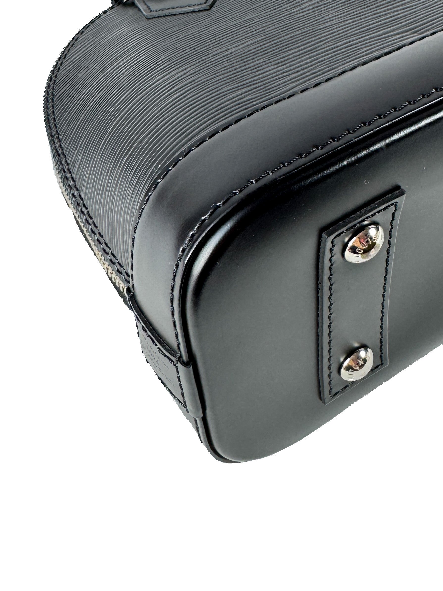 Louis Vuitton black epi Alma BB w/strap NFC