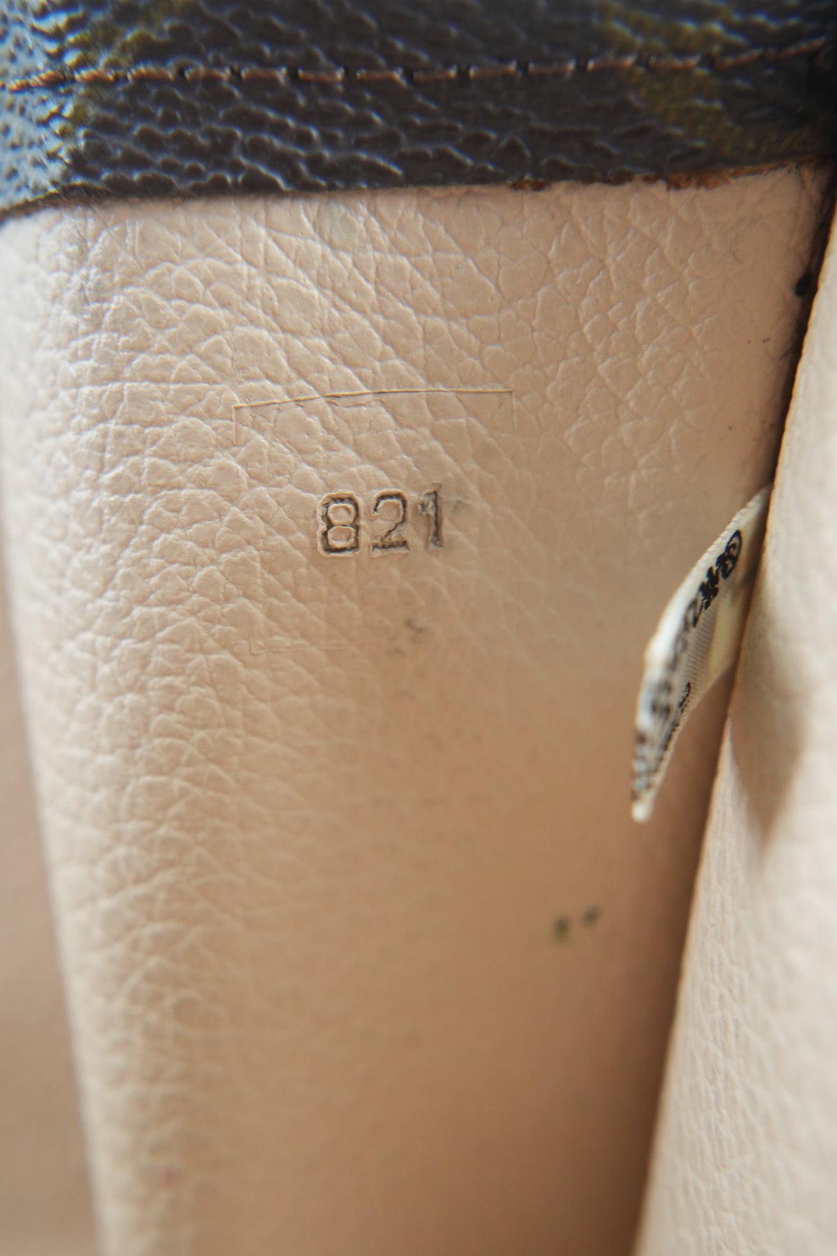 Louis Vuitton monogram vintage sac plat 821
