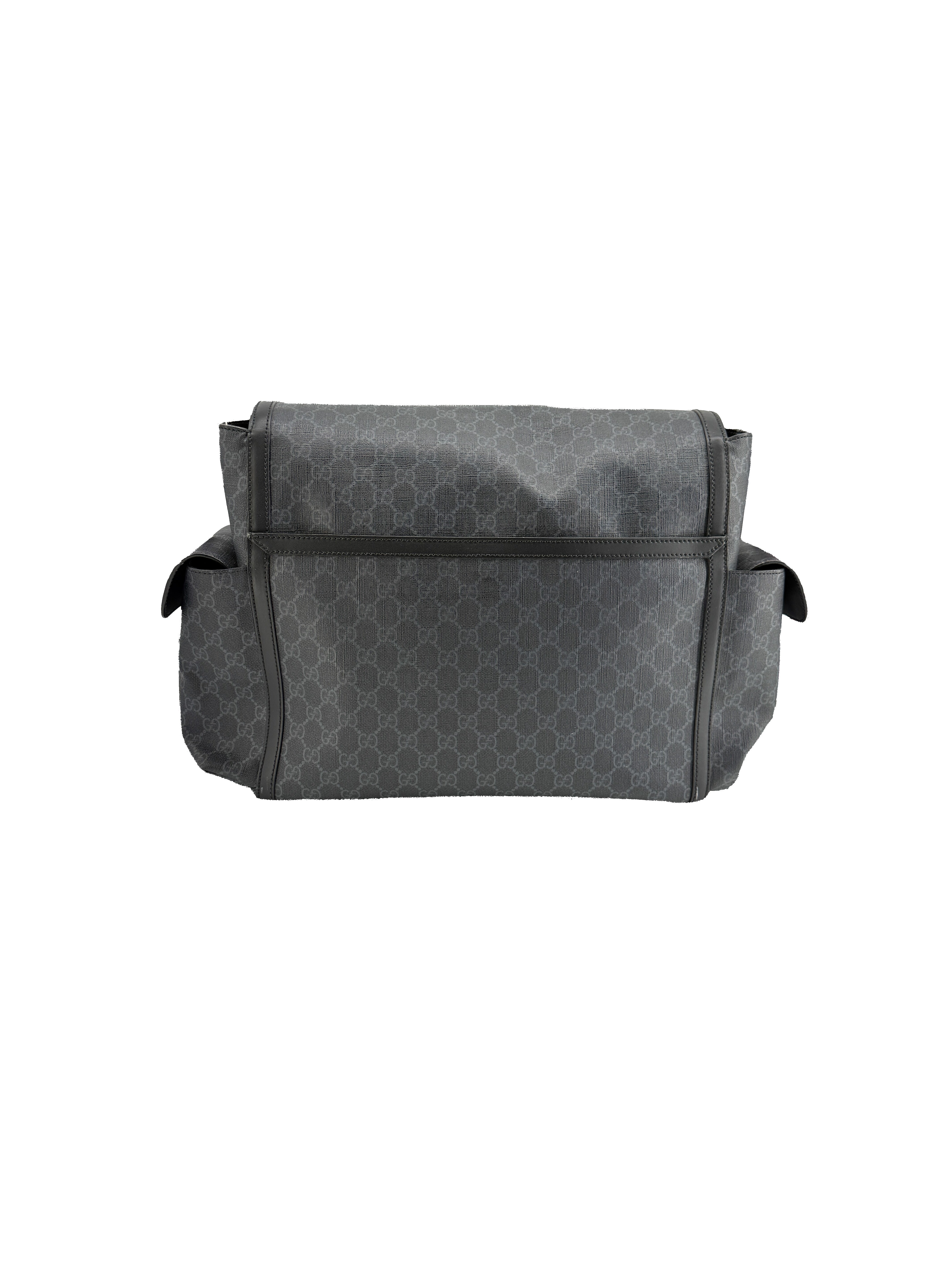 Gucci black GG Supreme messenger diaper bag 495909 525040