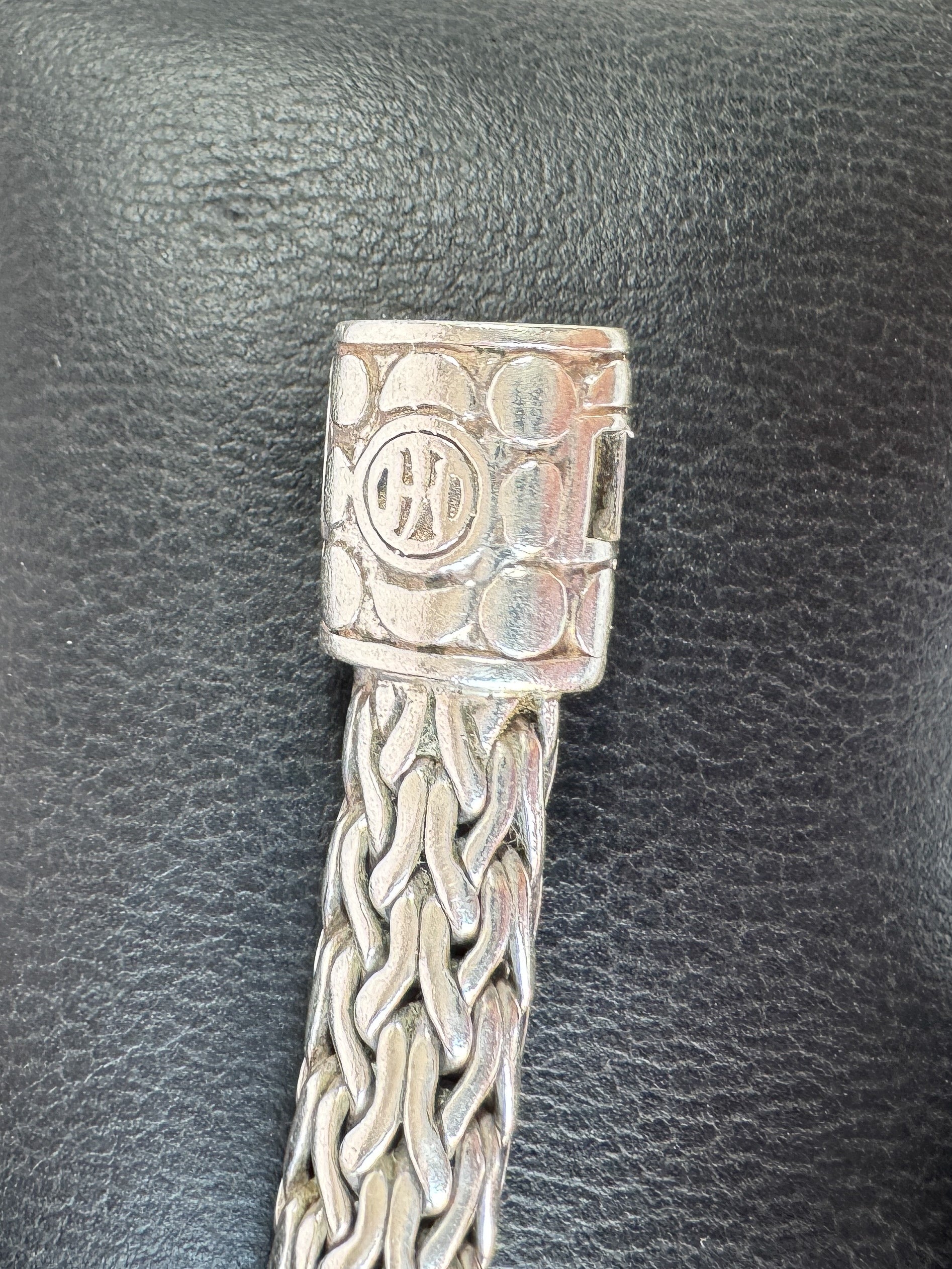 John Hardy sterling silver black sapphires Icon bracelet