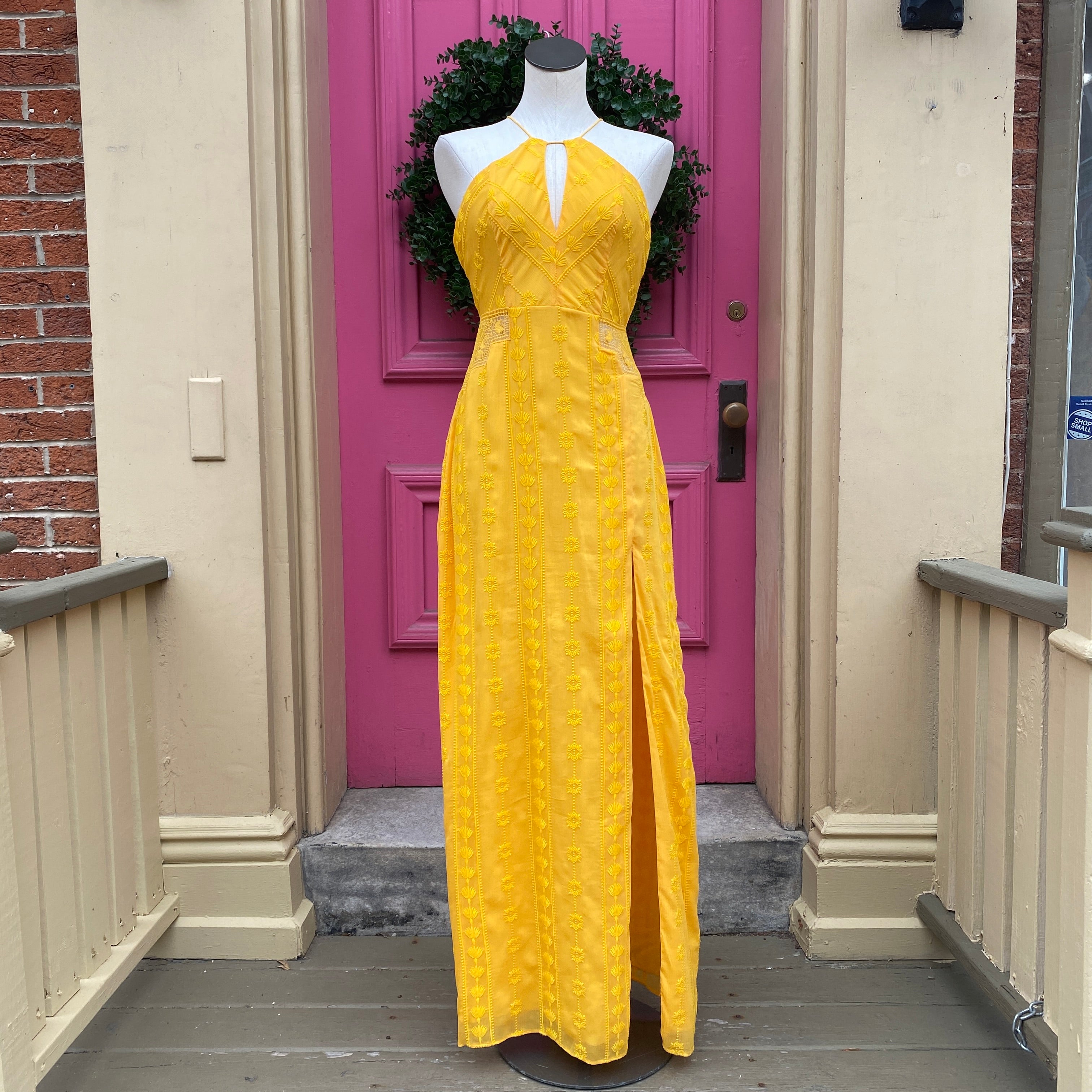 TJD yellow embroidered dress size 8