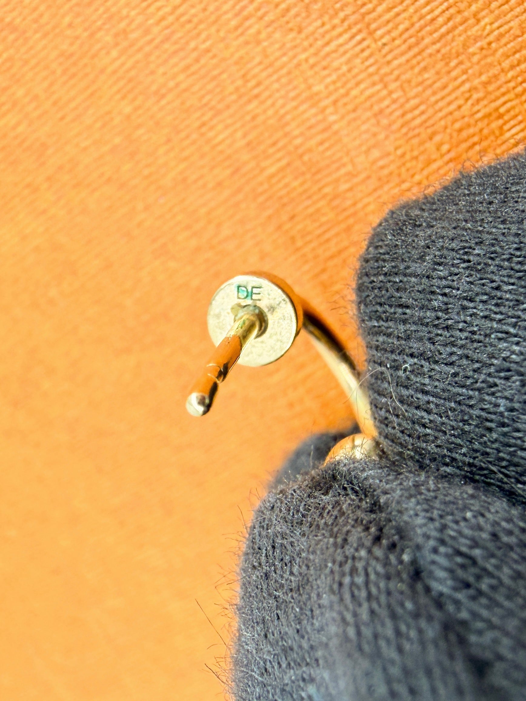 Louis Vuitton gold tone brass blooming earrings DE