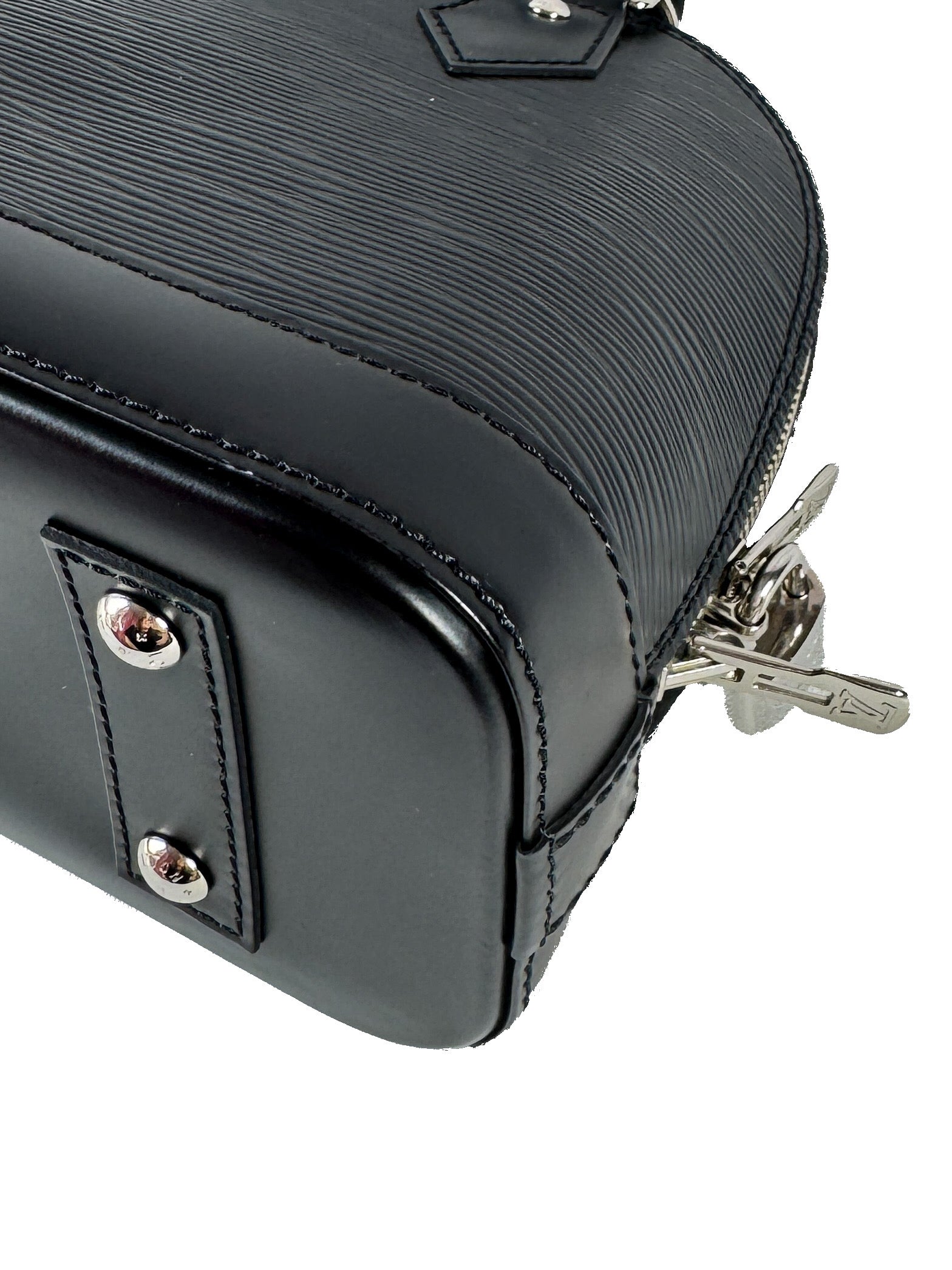 Louis Vuitton black epi Alma BB w/strap NFC