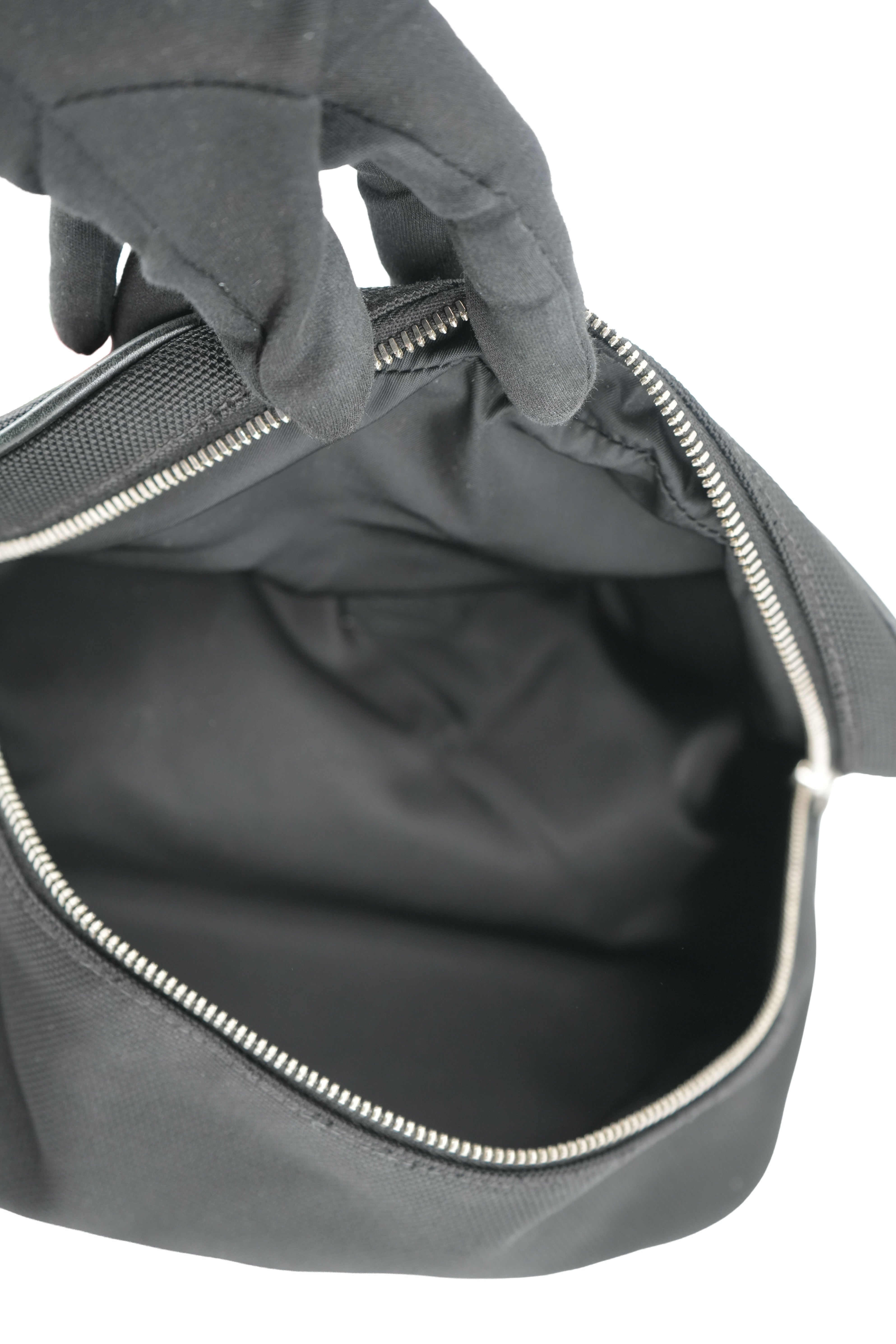 Gucci black techno canvas belt bag 630920 498879