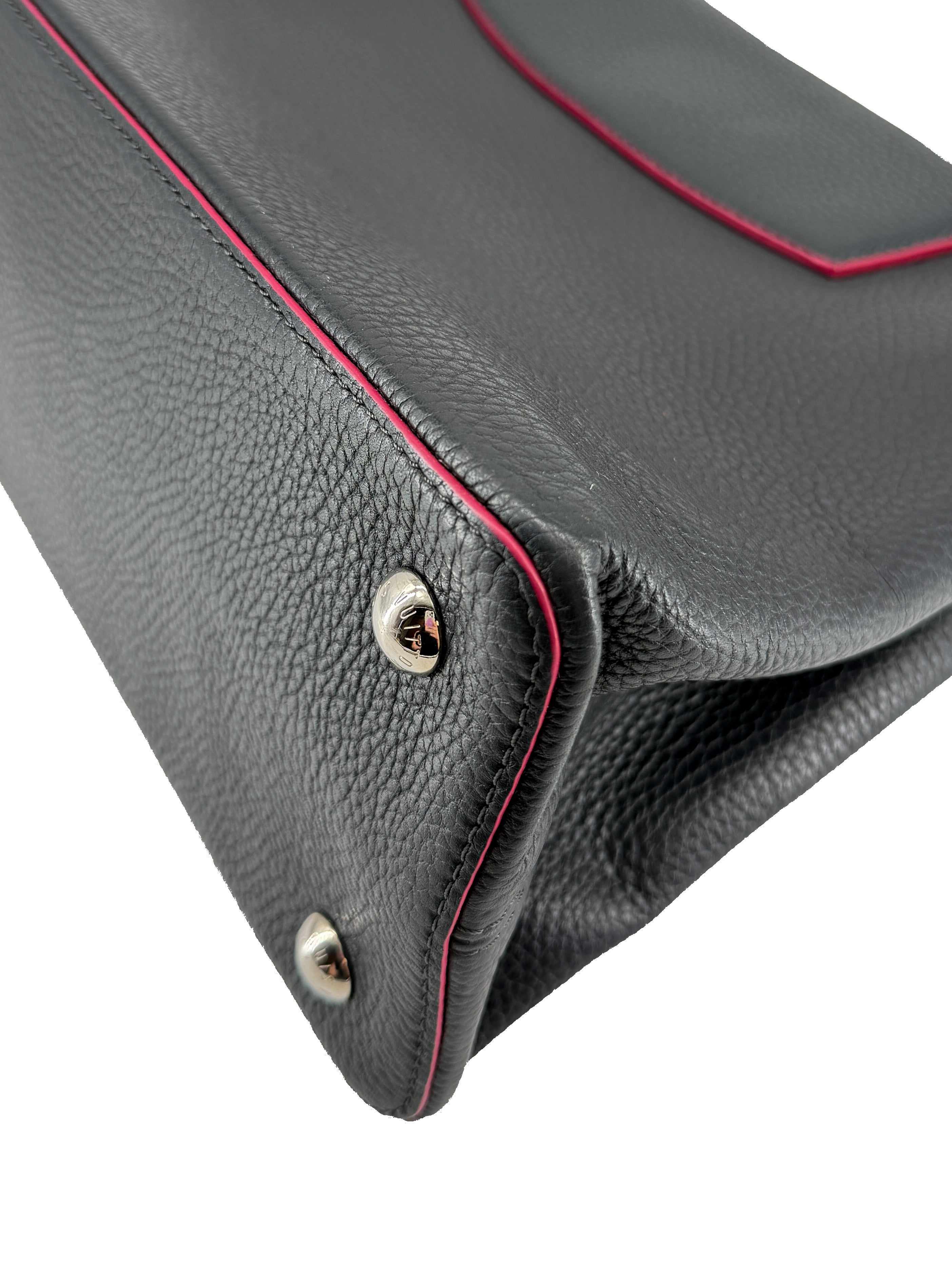 Louis Vuitton black leather Capucines Bag MM AR1105
