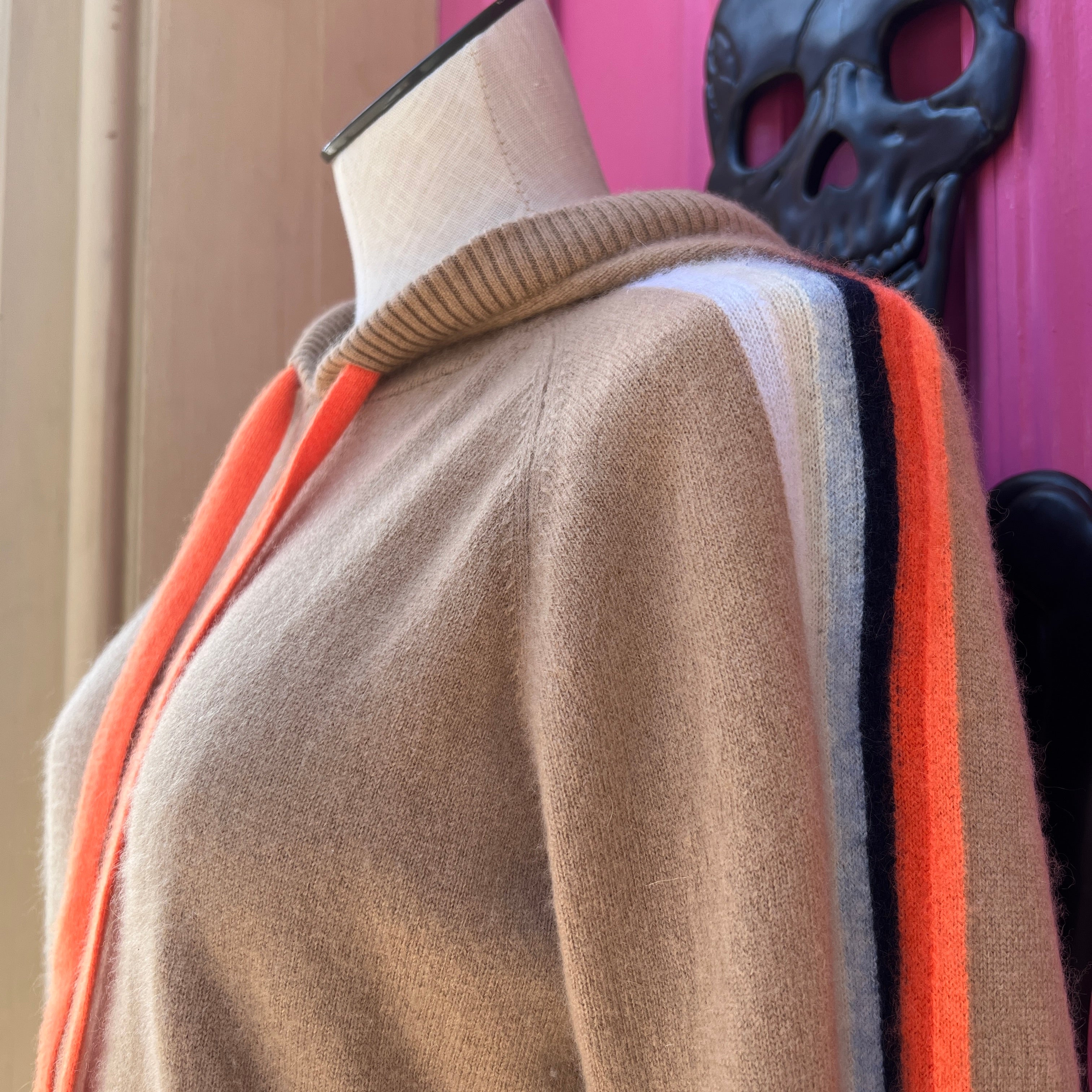 Brodie brown blue pink striped cashmere pullover size L