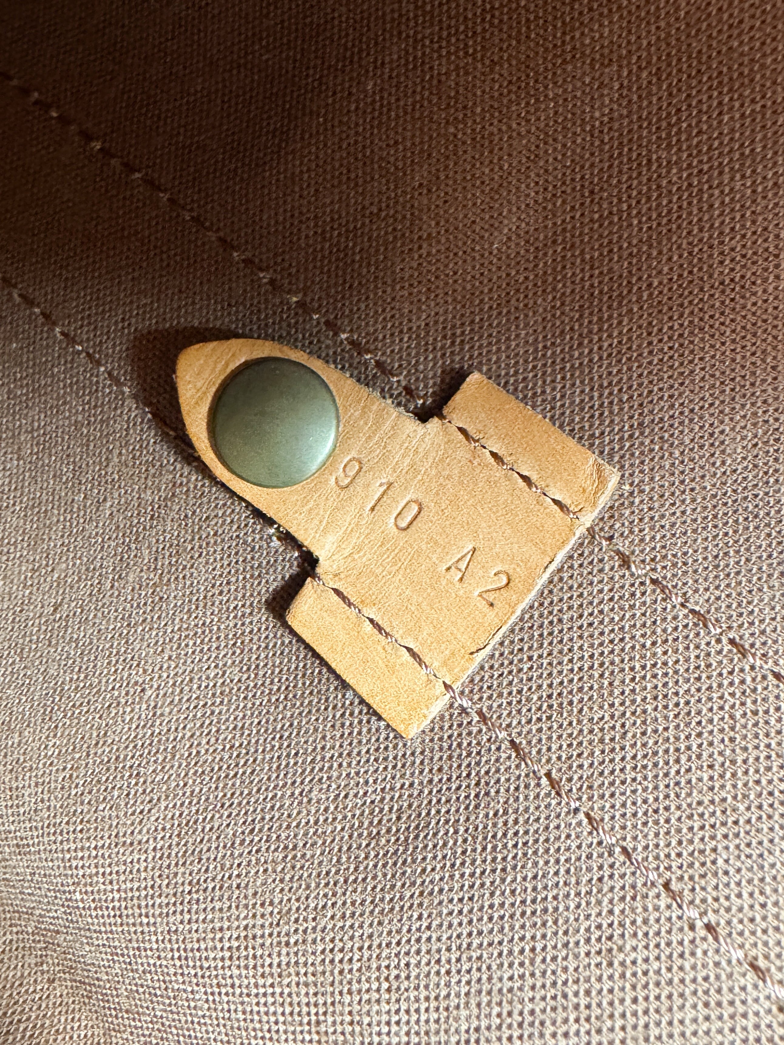 Louis Vuitton monogram randonne GM sling 910A2