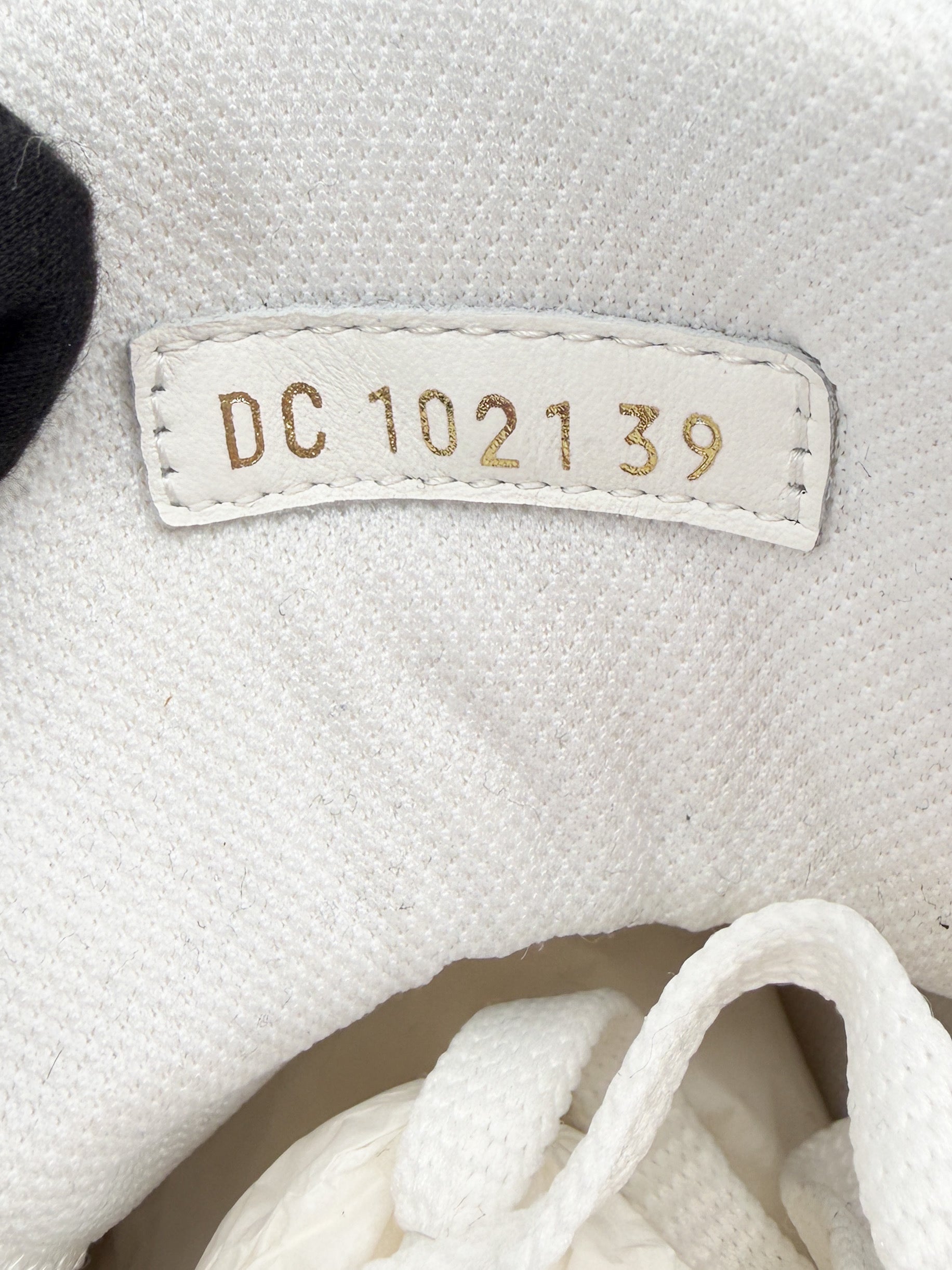 Christian Dior white Walk'N'Dior Star high top sneakers size 39 BOX