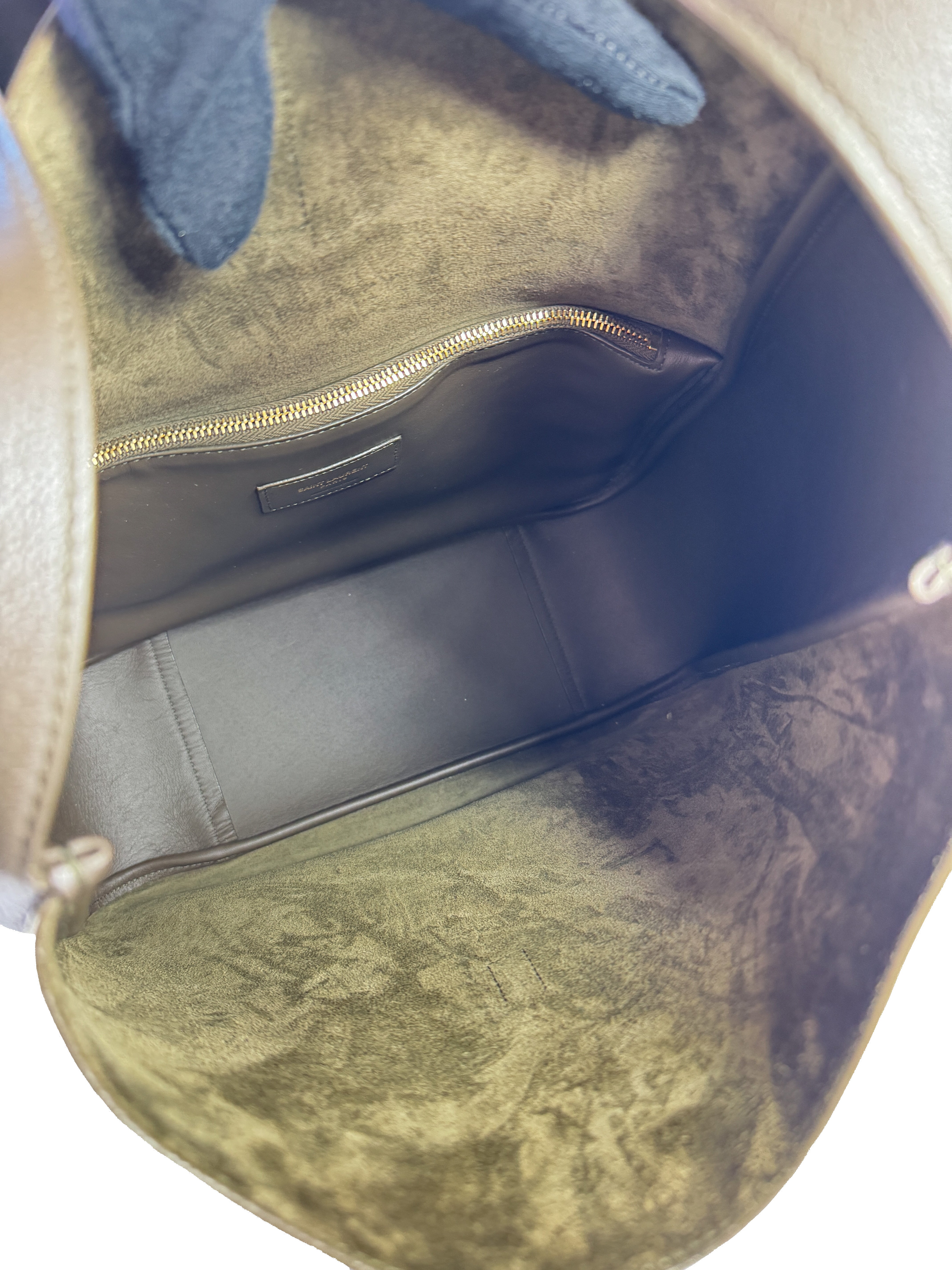 YSL Smooth Calfskin Large Le 5 A 7 Soft Hobo Light Musk GUE753837-1223