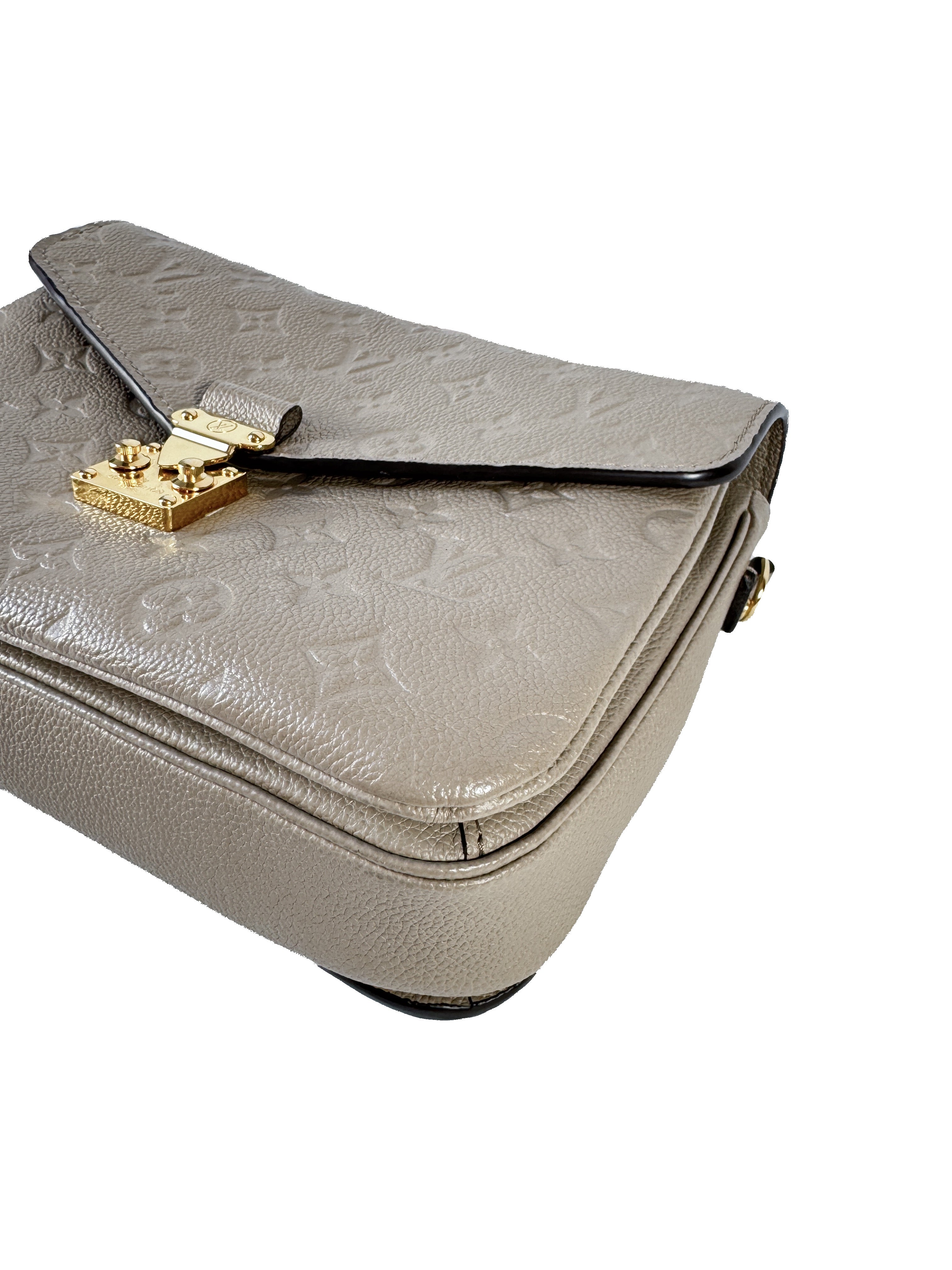 Louis Vuitton Pochette Metis turtledove empreinte leather NFC