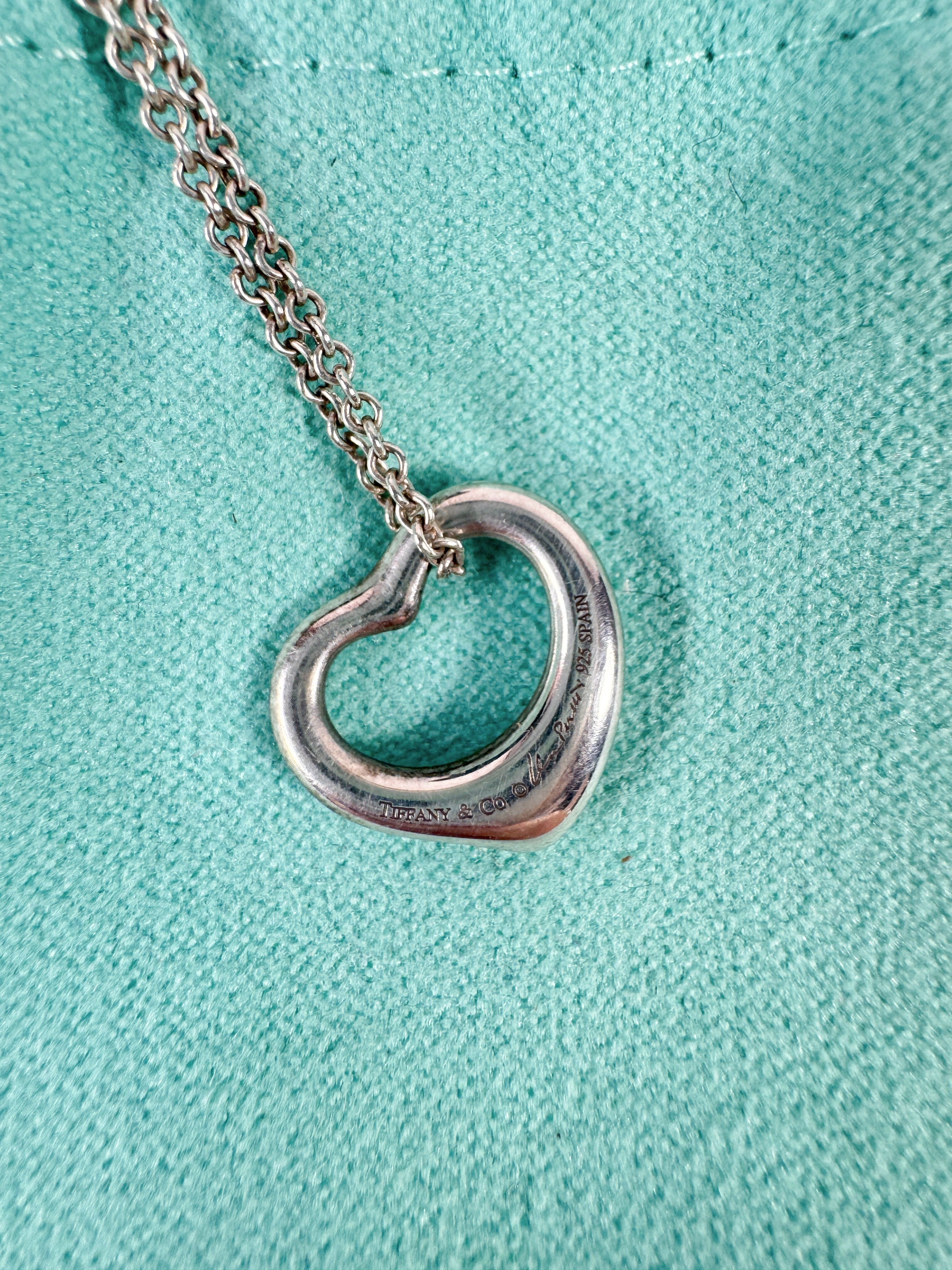 Tiffany & Co Elsa Peretti sterling silver open heart necklace