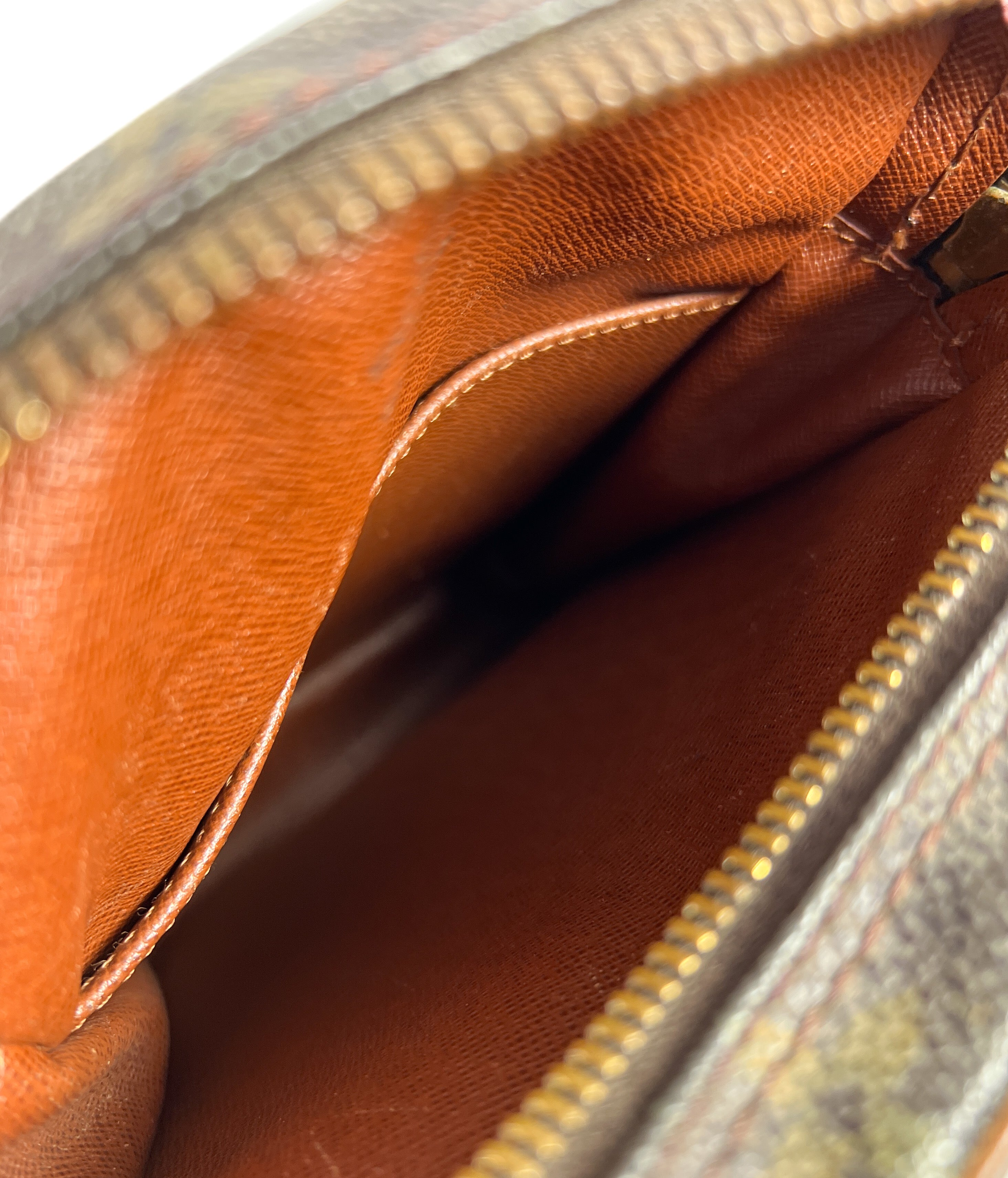 Louis Vuitton monogram vintage Danube crossbody SL0021