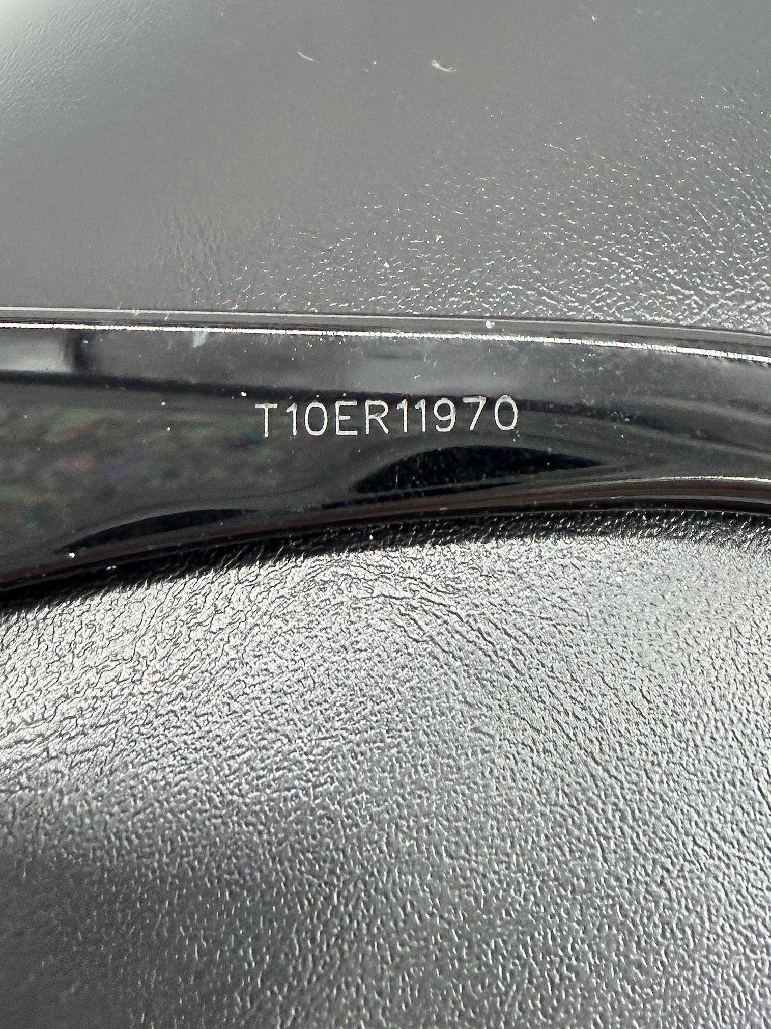 Saint Laurent black Solace sunglasses SL652/F T10ER11970 *case*