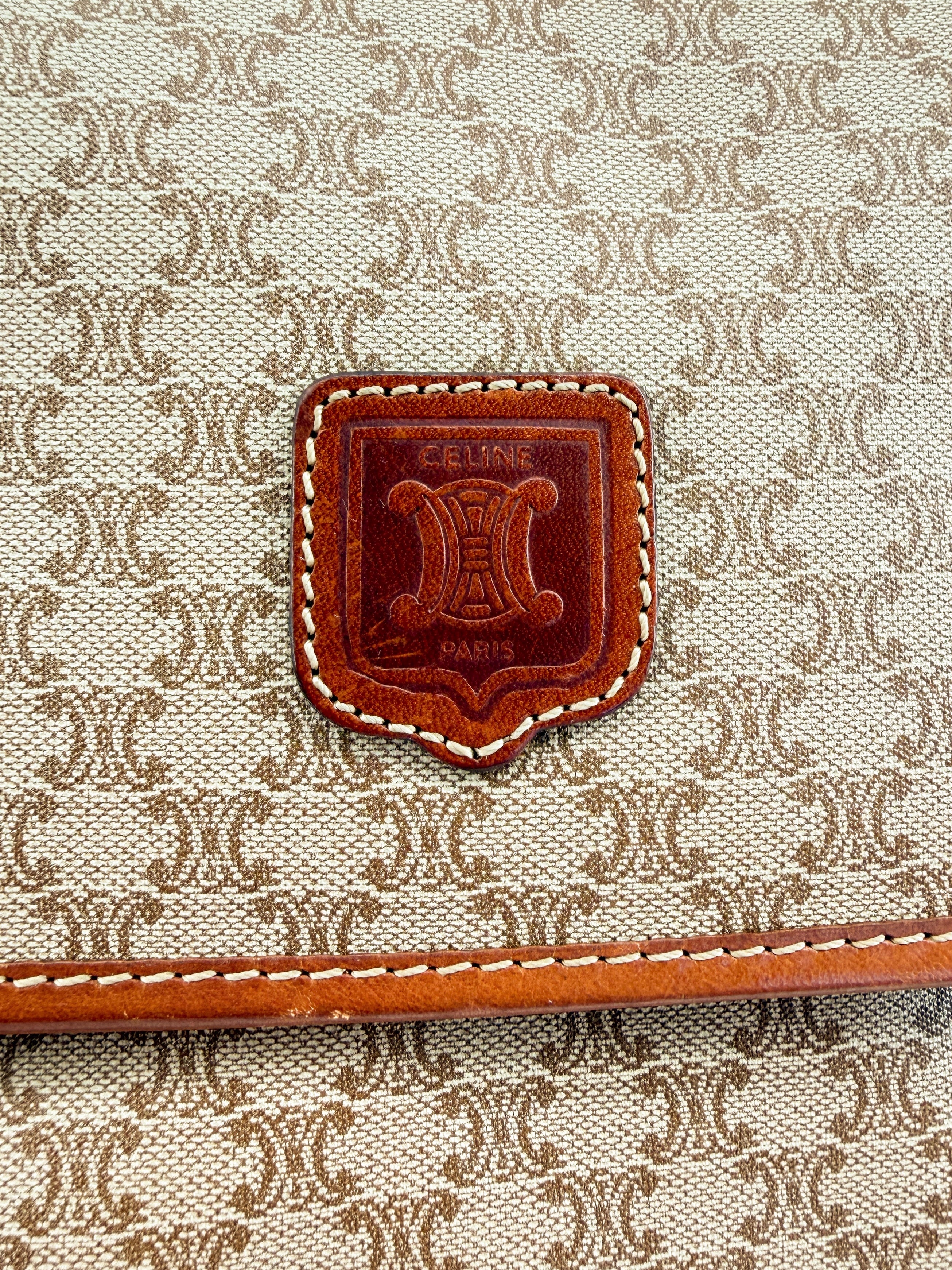 Celine vintage Macadame crossbody F/09