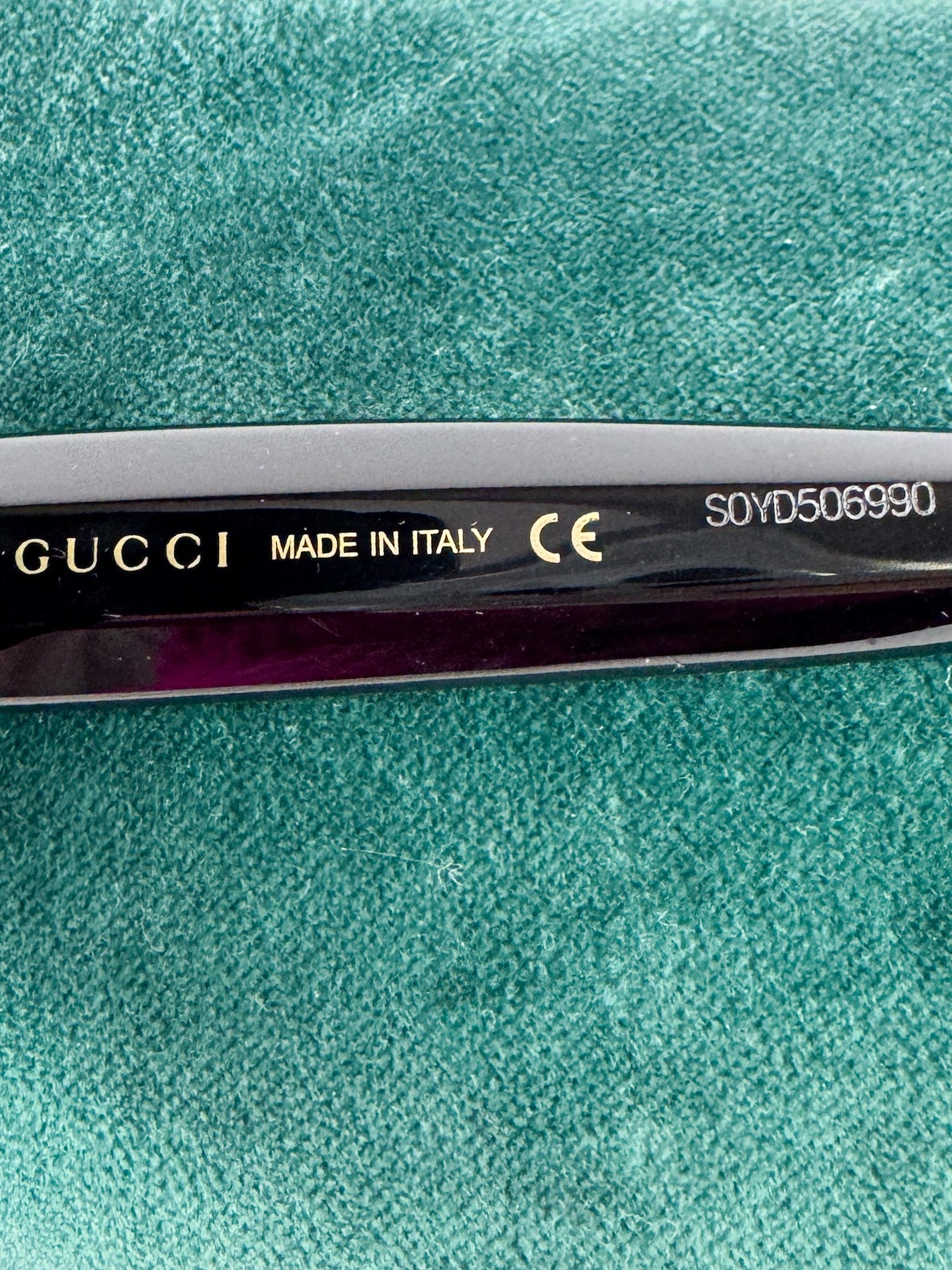 Gucci black GG star sunglasses GG0208S CASE