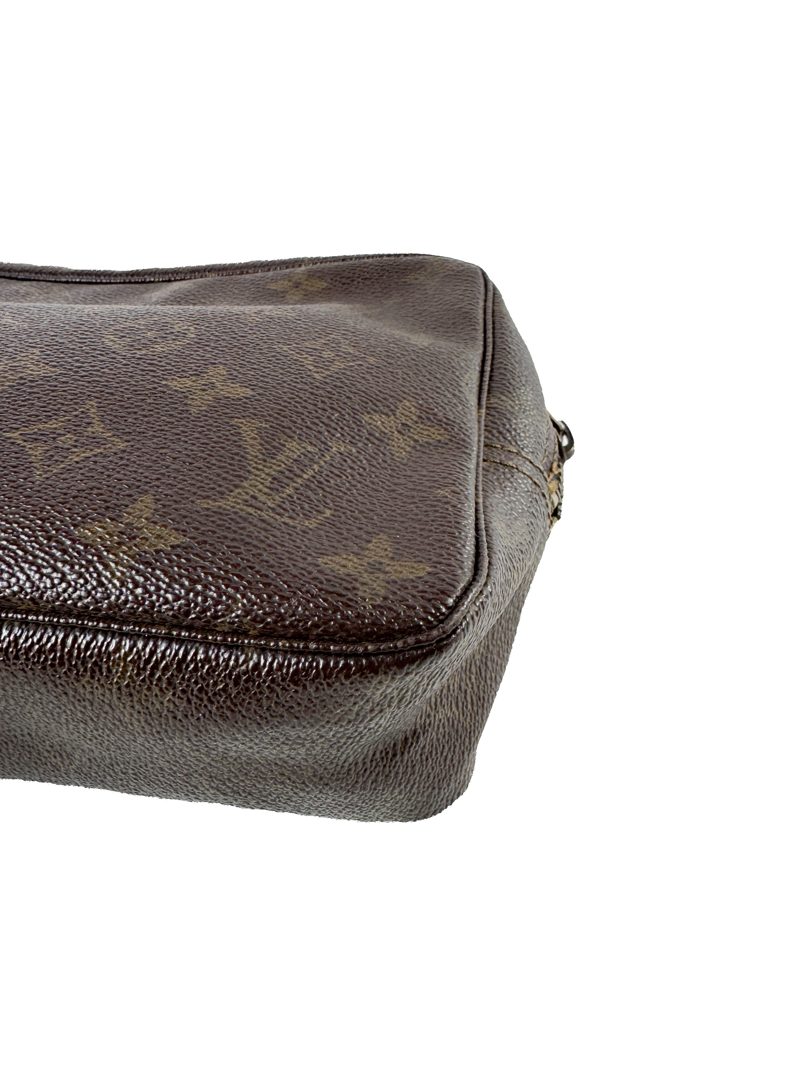 Louis Vuitton monogram trousse toilette 23 pouch 843