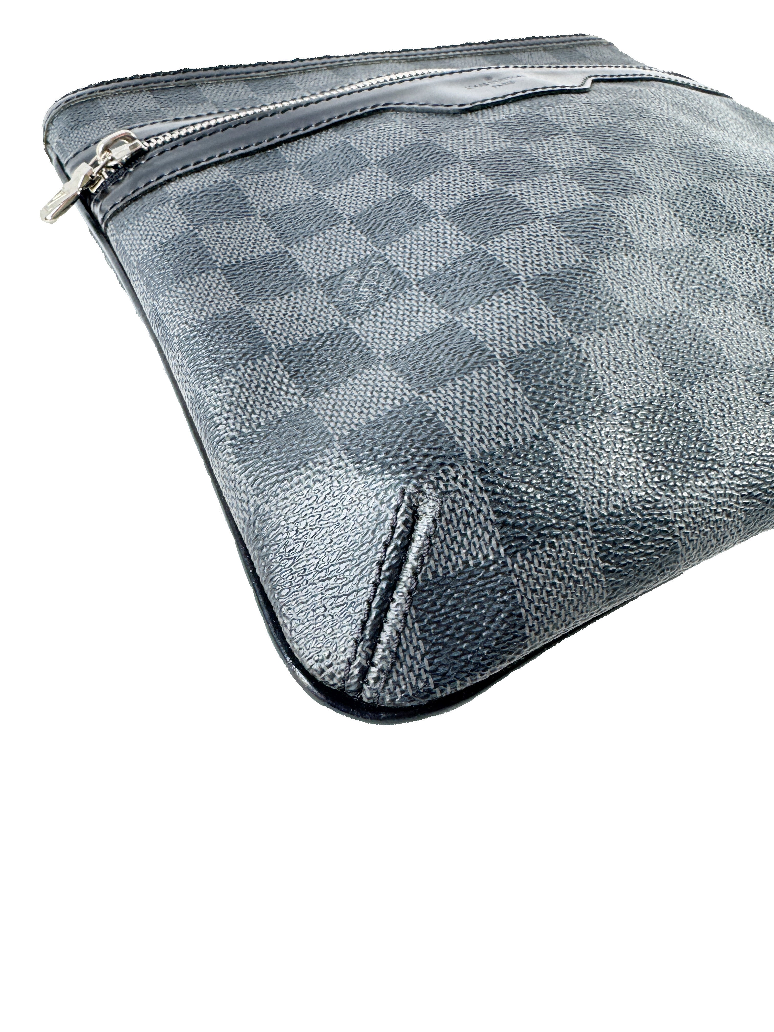 Louis Vuitton damier graphite Thomas crossbody VI2079