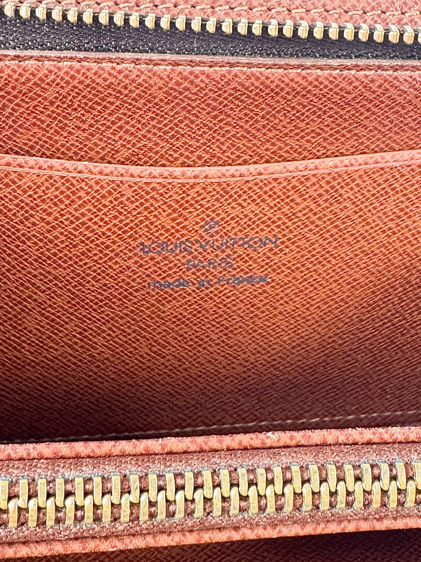 Louis Vuitton monogram Porte Monnaie Zip wallet TH0030