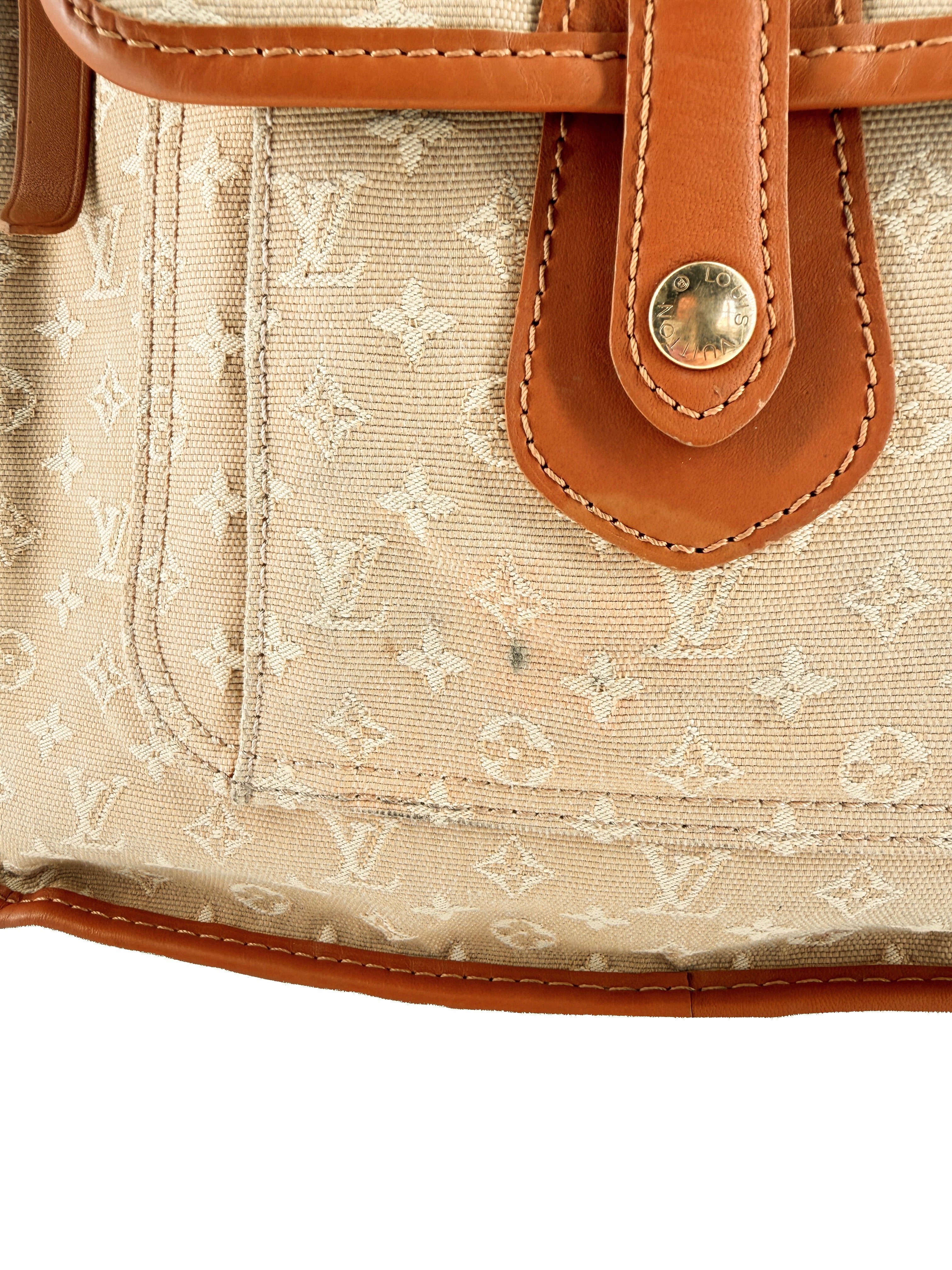 Louis Vuitton beige Mini Lin Mary Kate crossbody VI1024