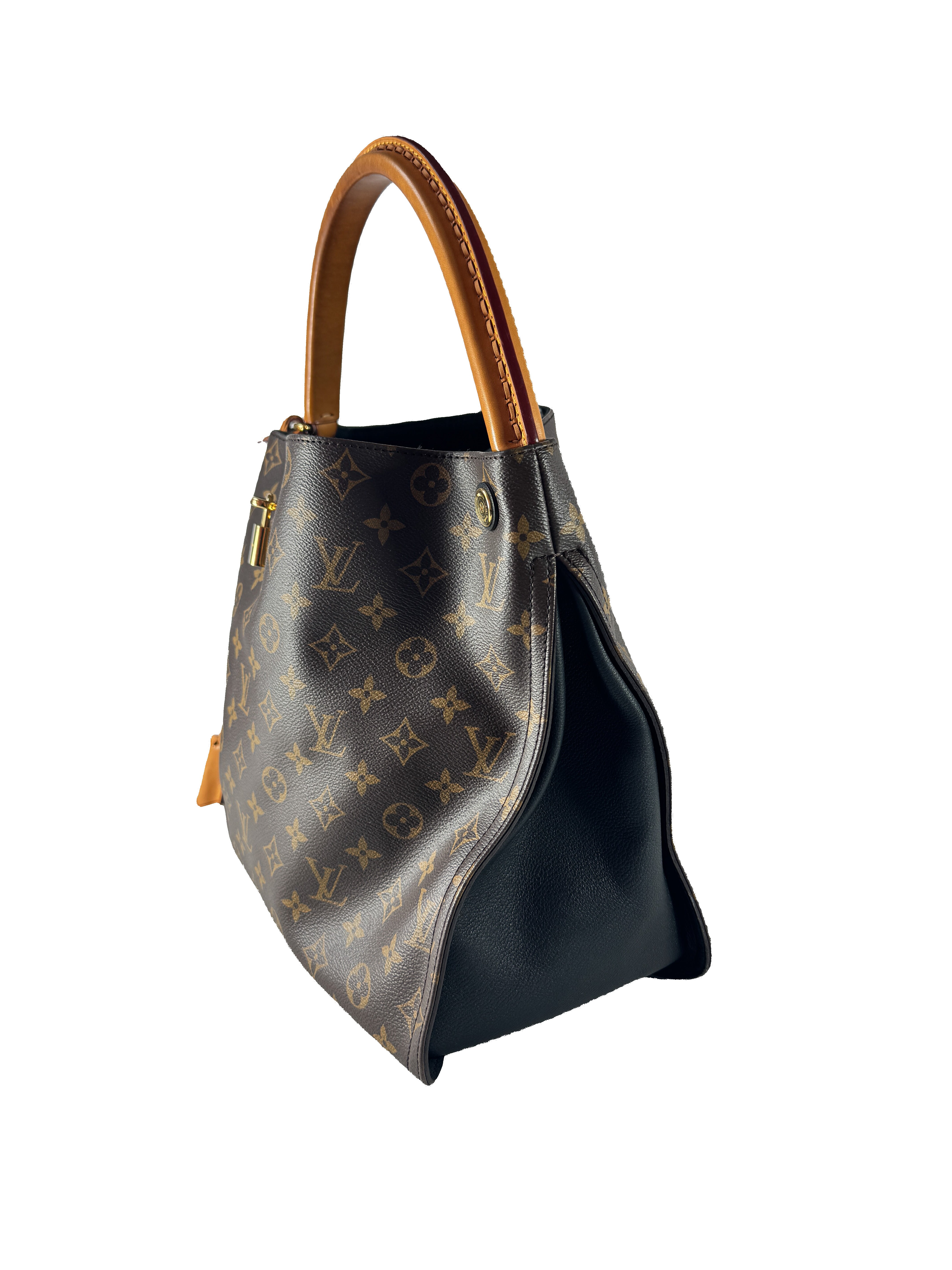 Louis Vuitton monogram Gaia black shoulder bag DR4105