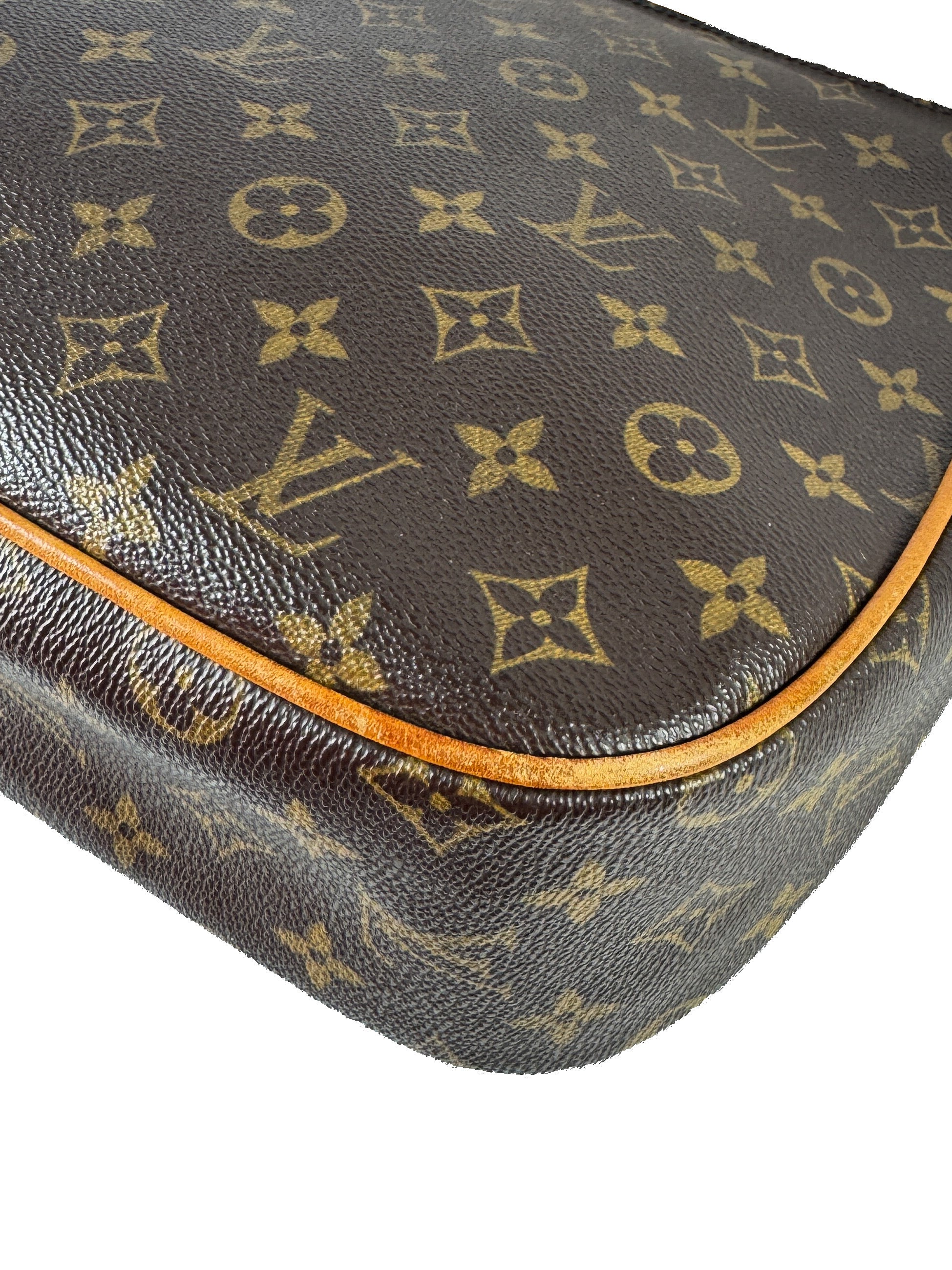 Louis Vuitton monogram Hudson GM VI0046