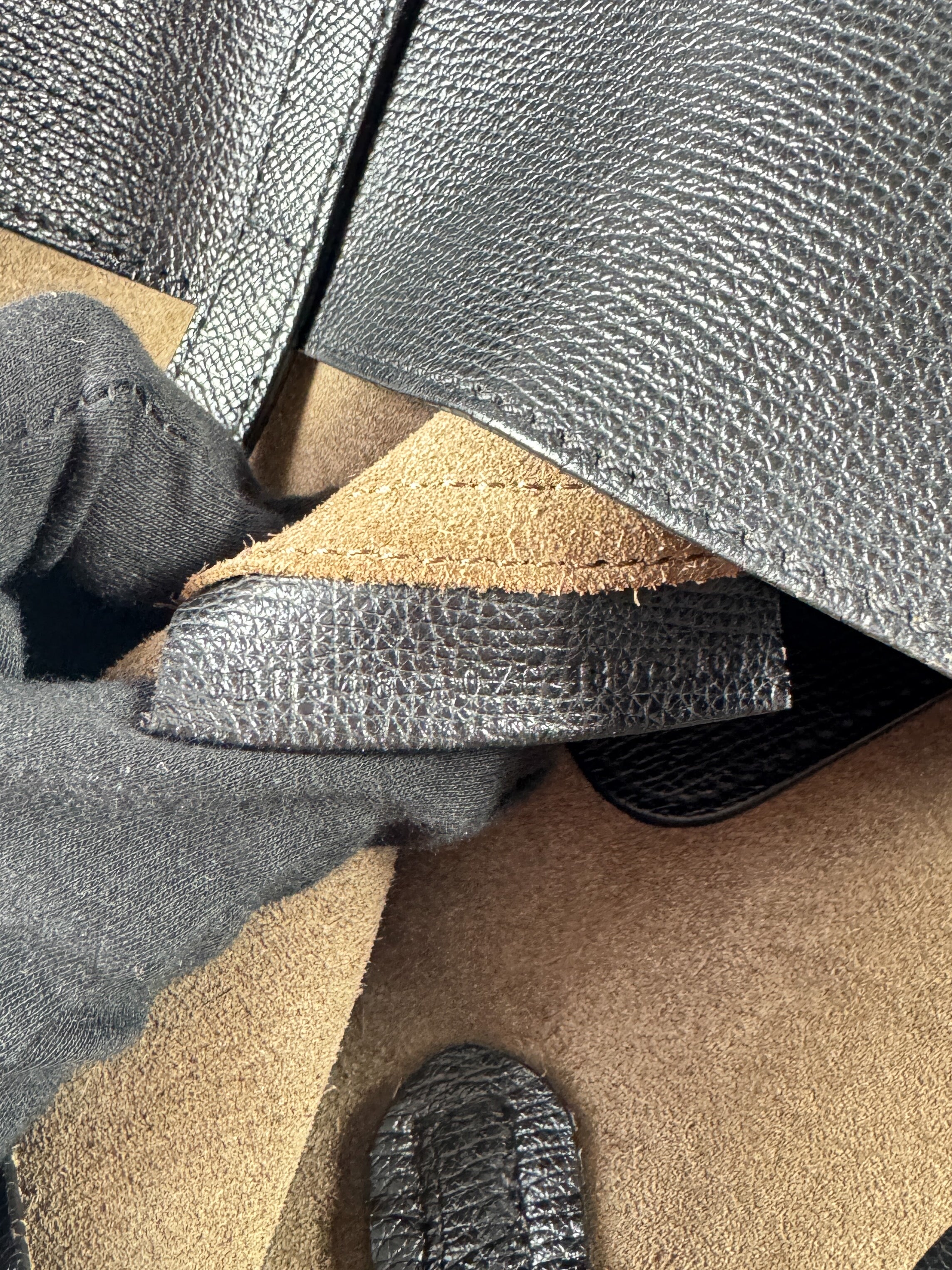 Fendi black leather logo shopper tote