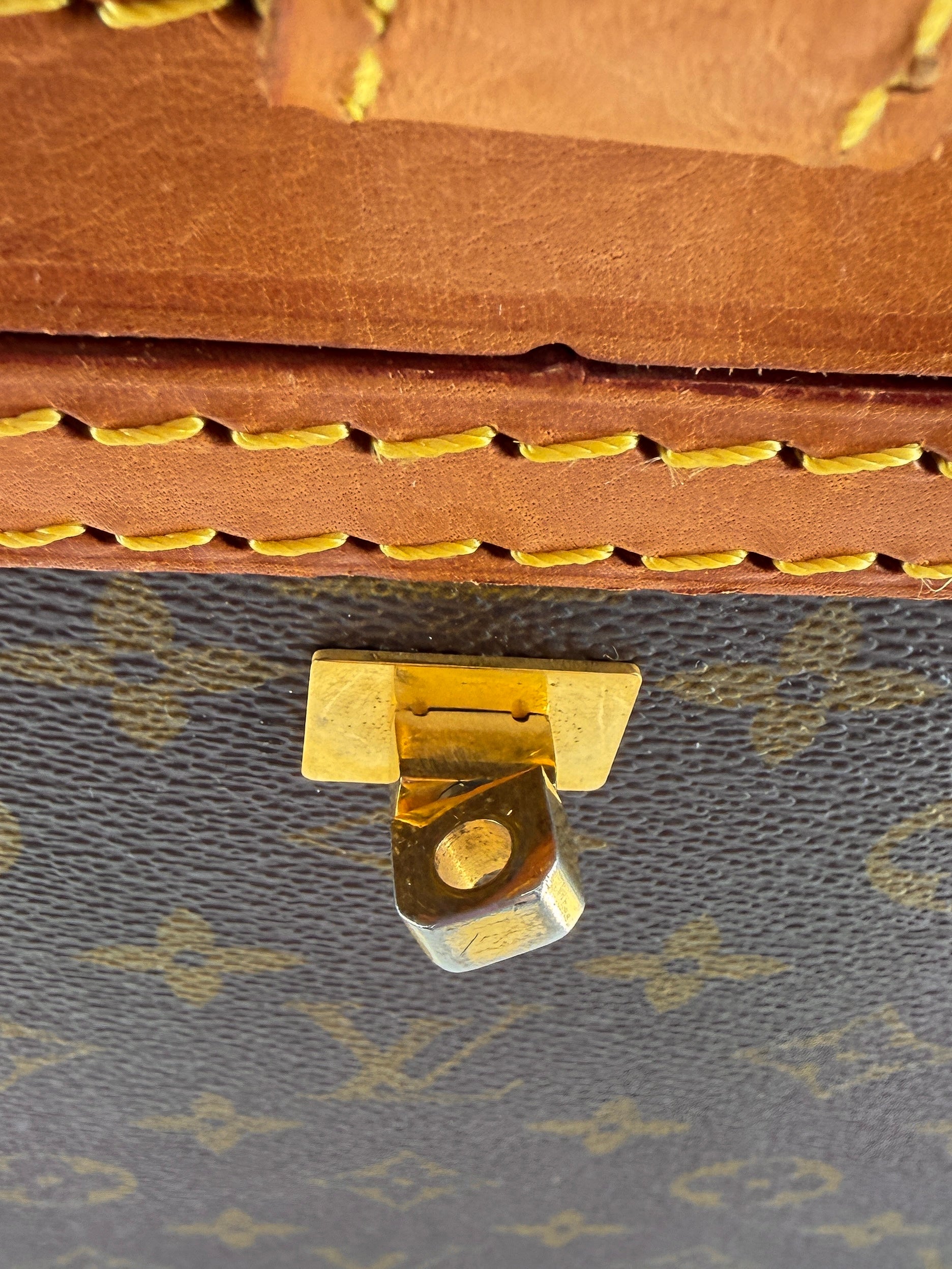 Louis Vuitton monogram vintage Train case