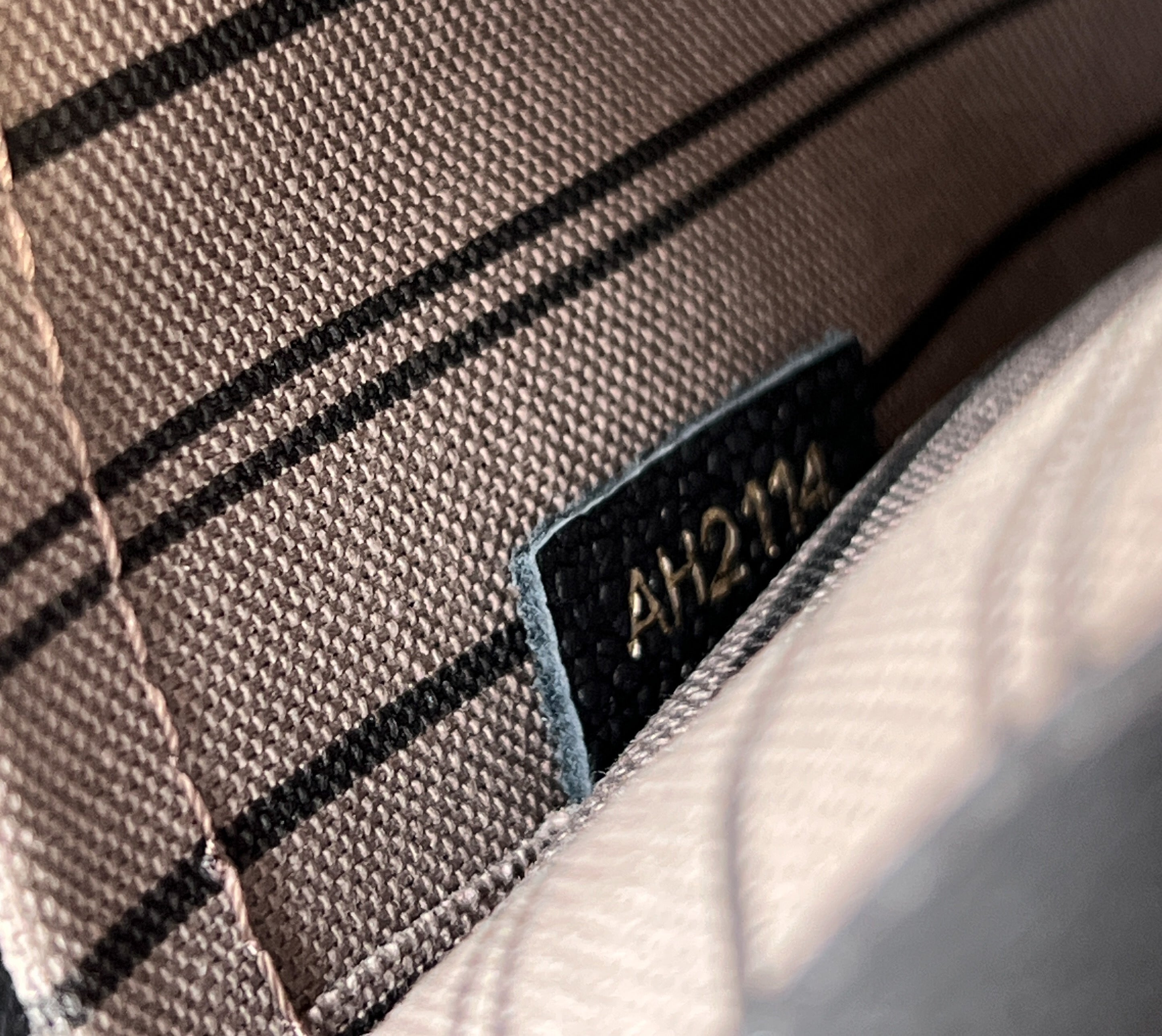 Louis Vuitton black empreinte Montaigne AH2114