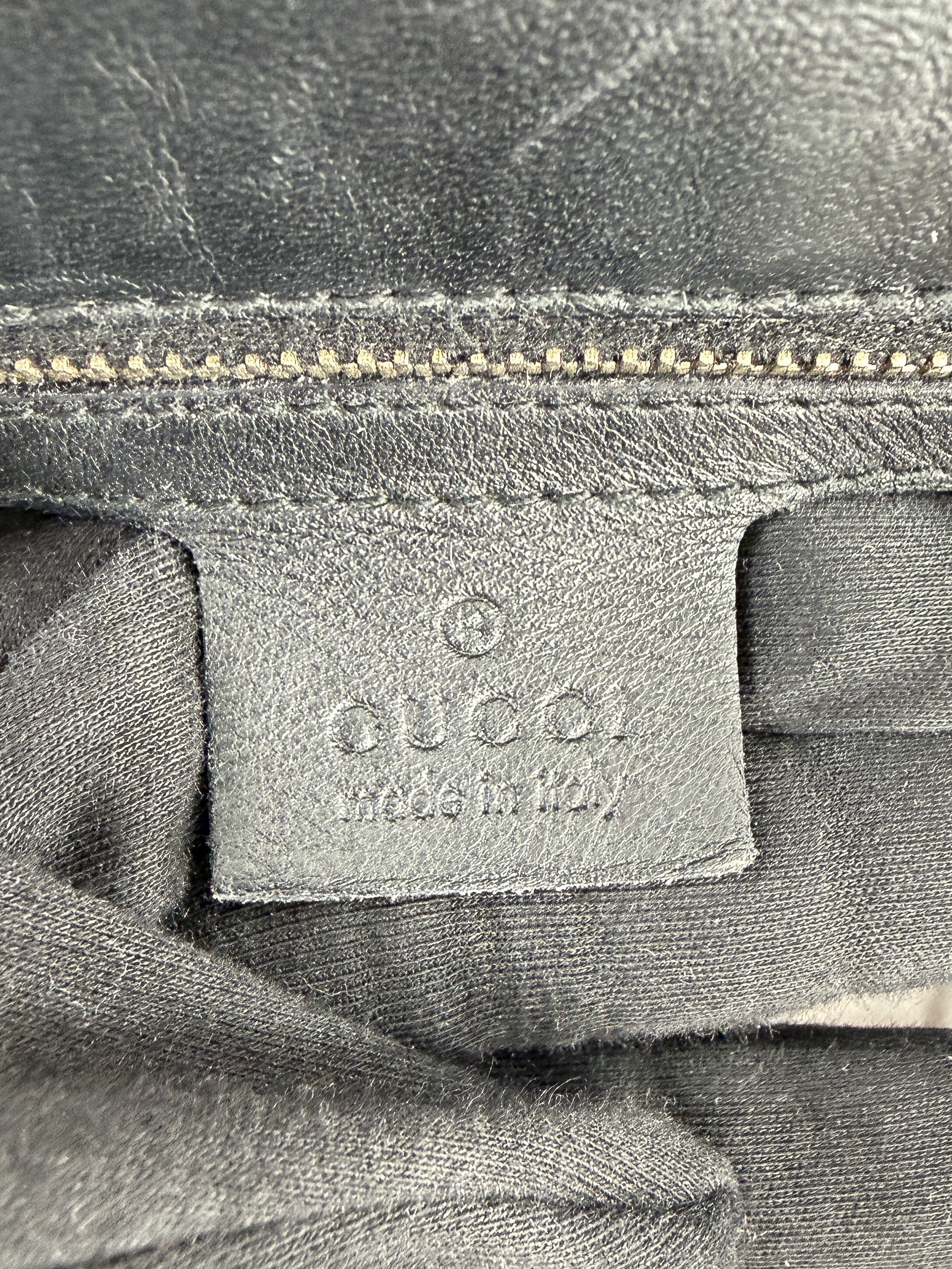 Gucci Dialux Queen black coated canvas patent leather bag 289883 204997